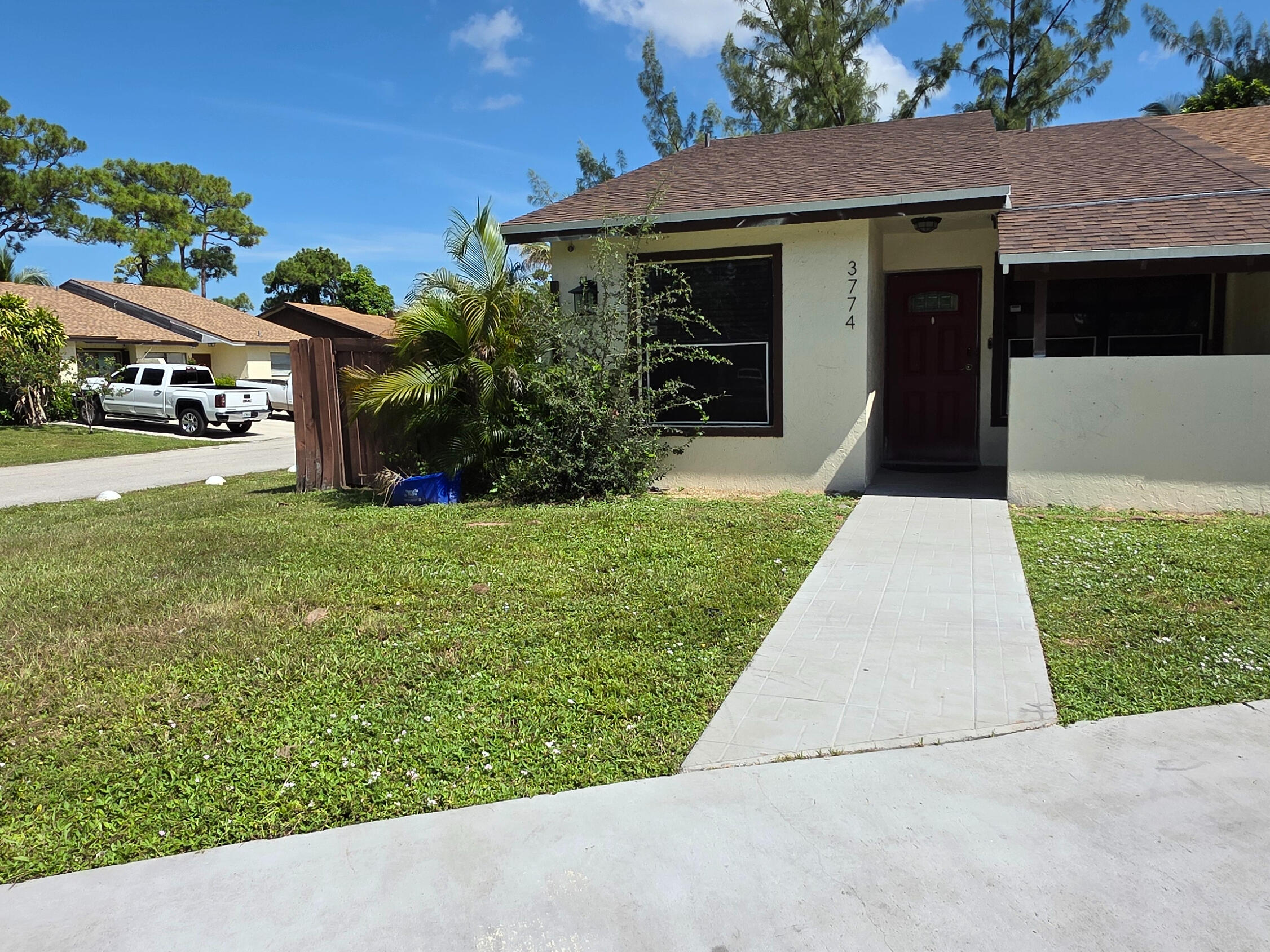 3774 Mil Lake Court — photo