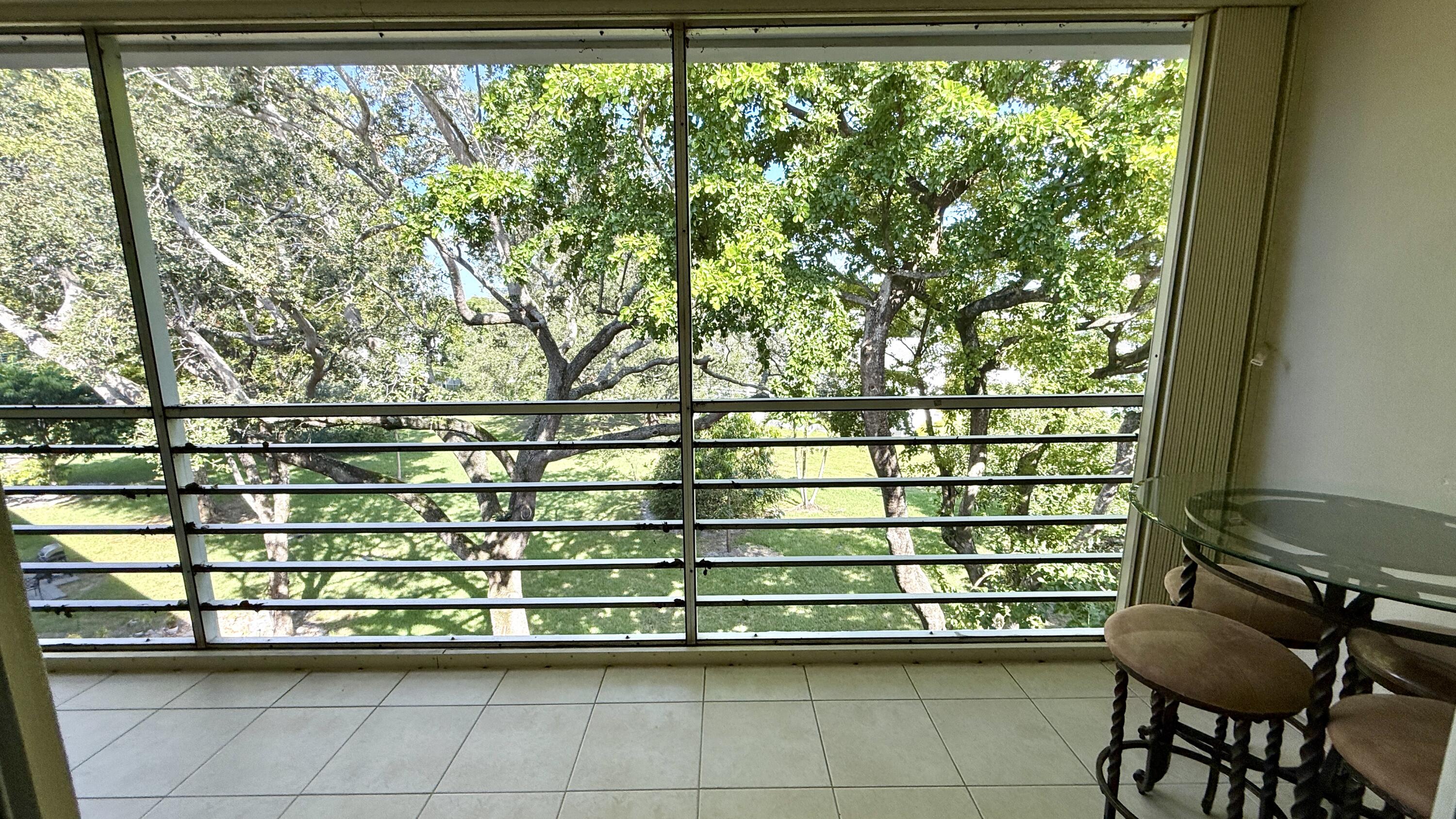 4075 Newport Q Drive — photo