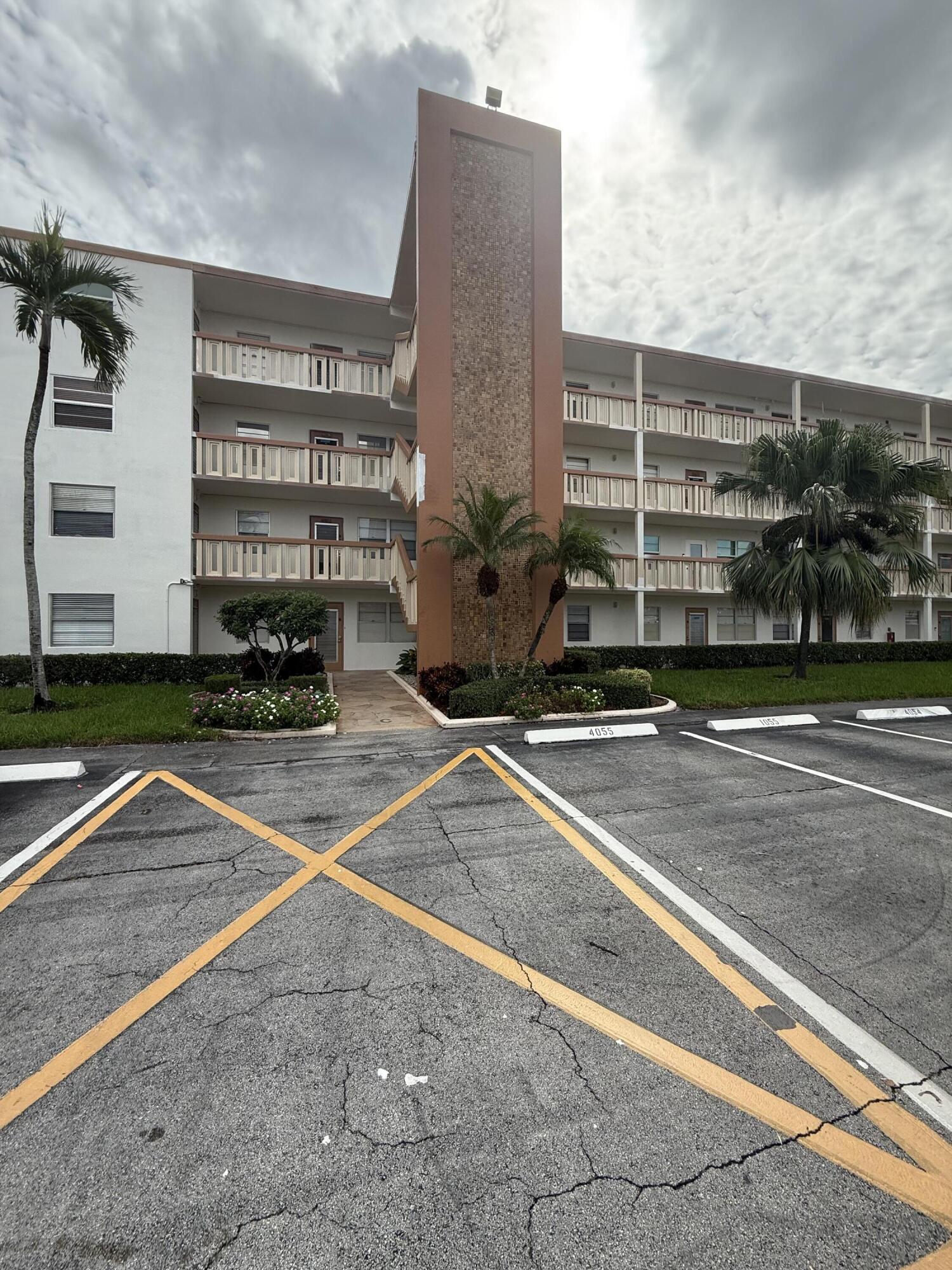 4055 Newcastle C — photo