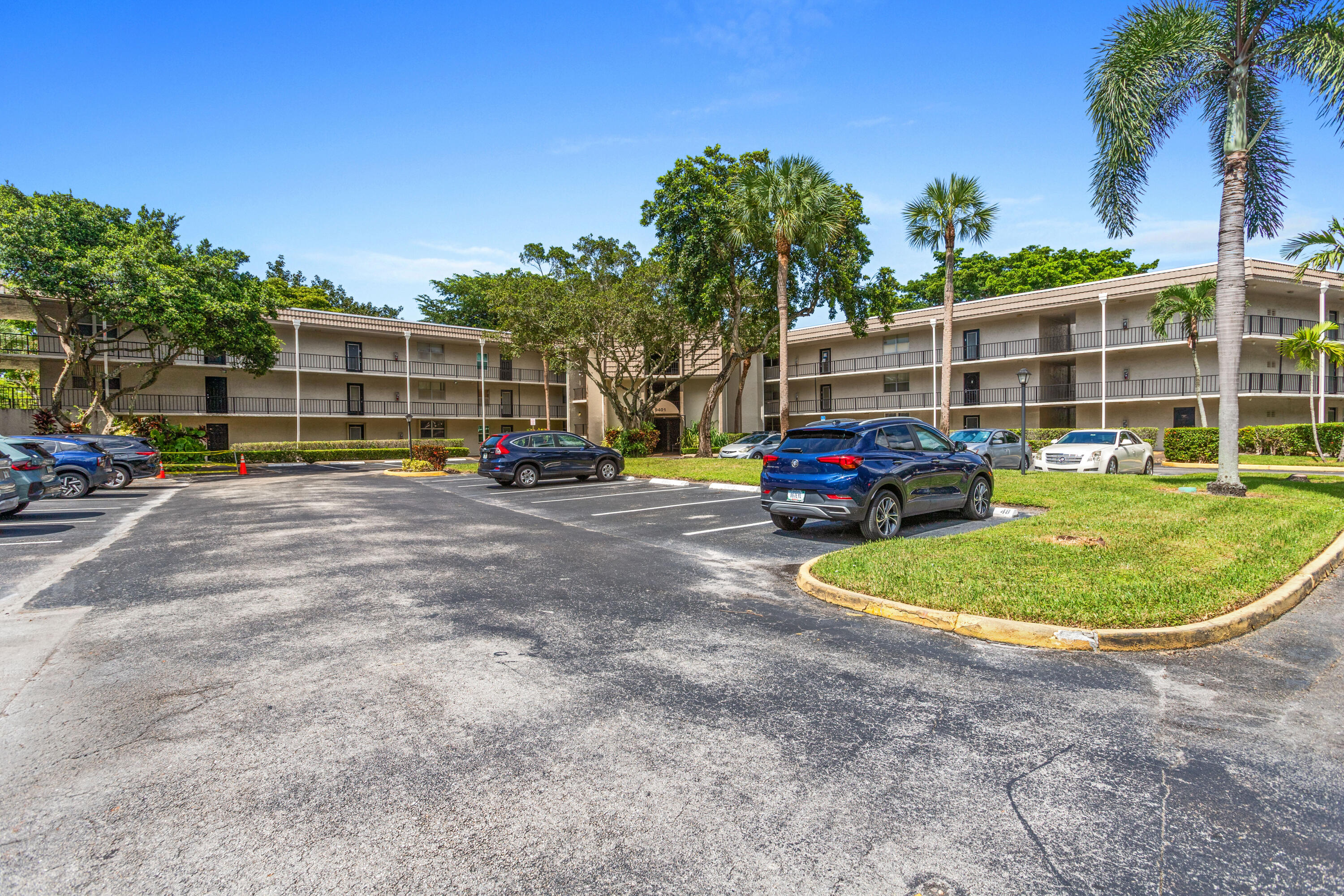 9401 Lime Bay Boulevard 214 — photo