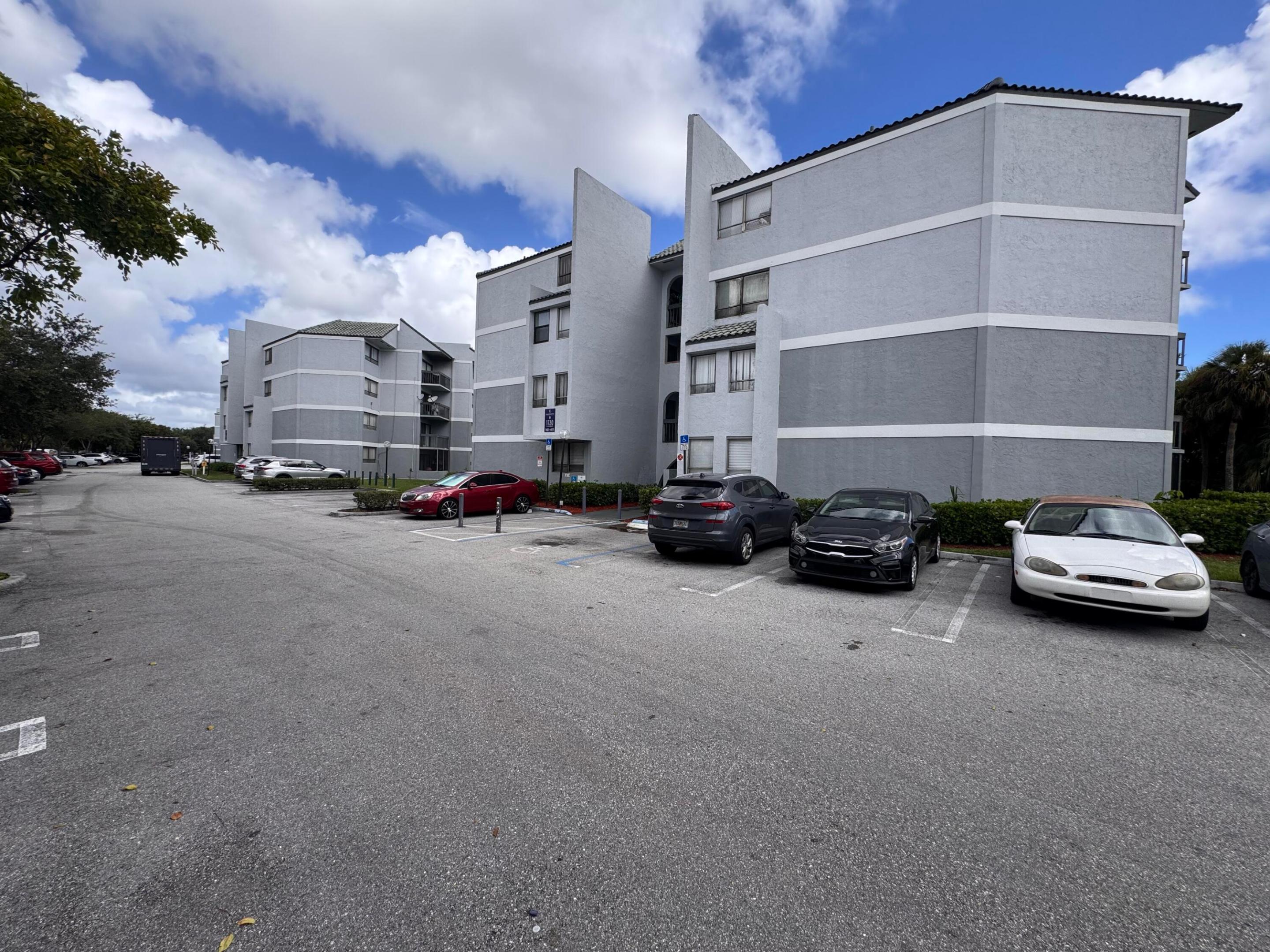 1720 N Congress Avenue 201 — photo