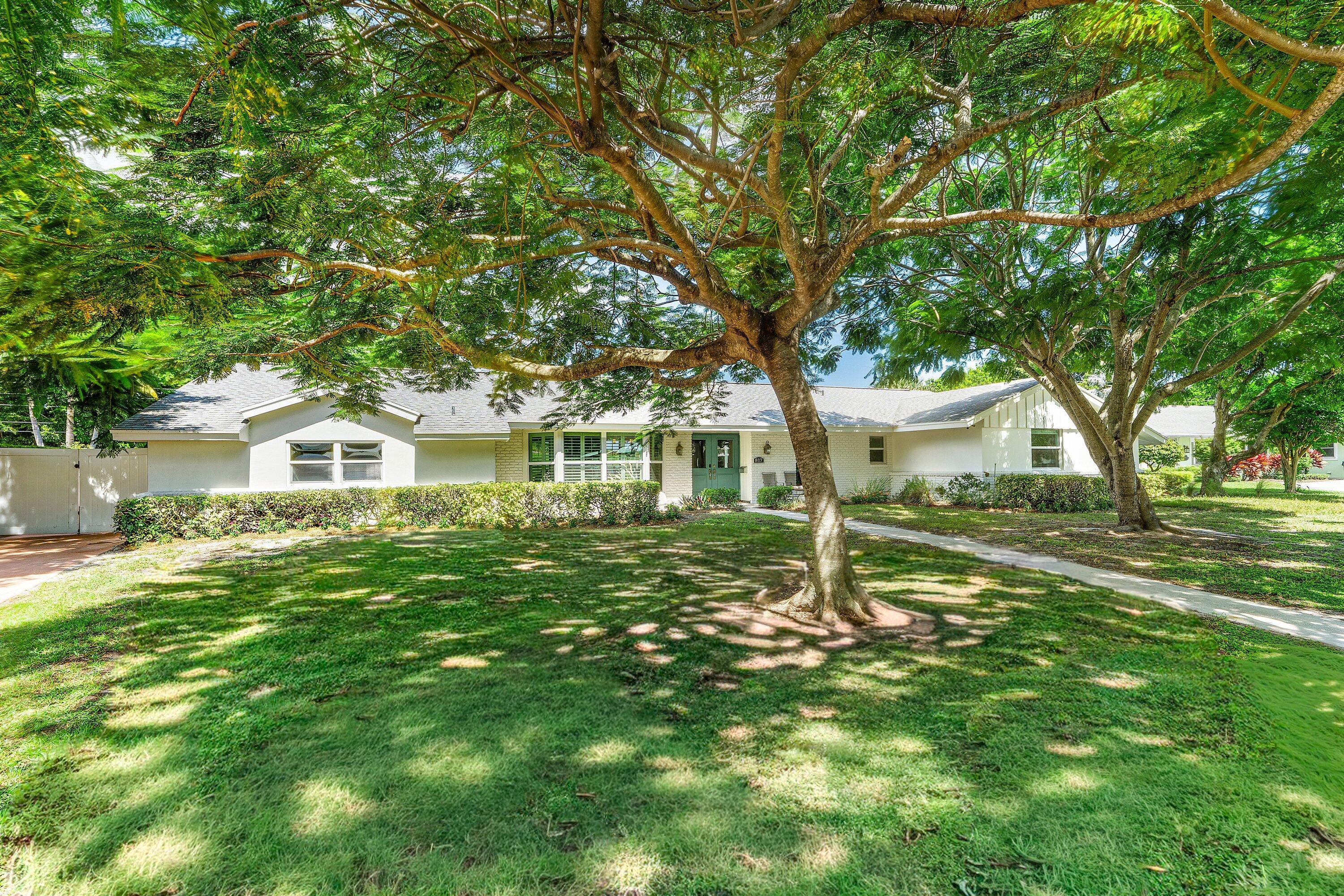 817 Anchorage Drive — photo