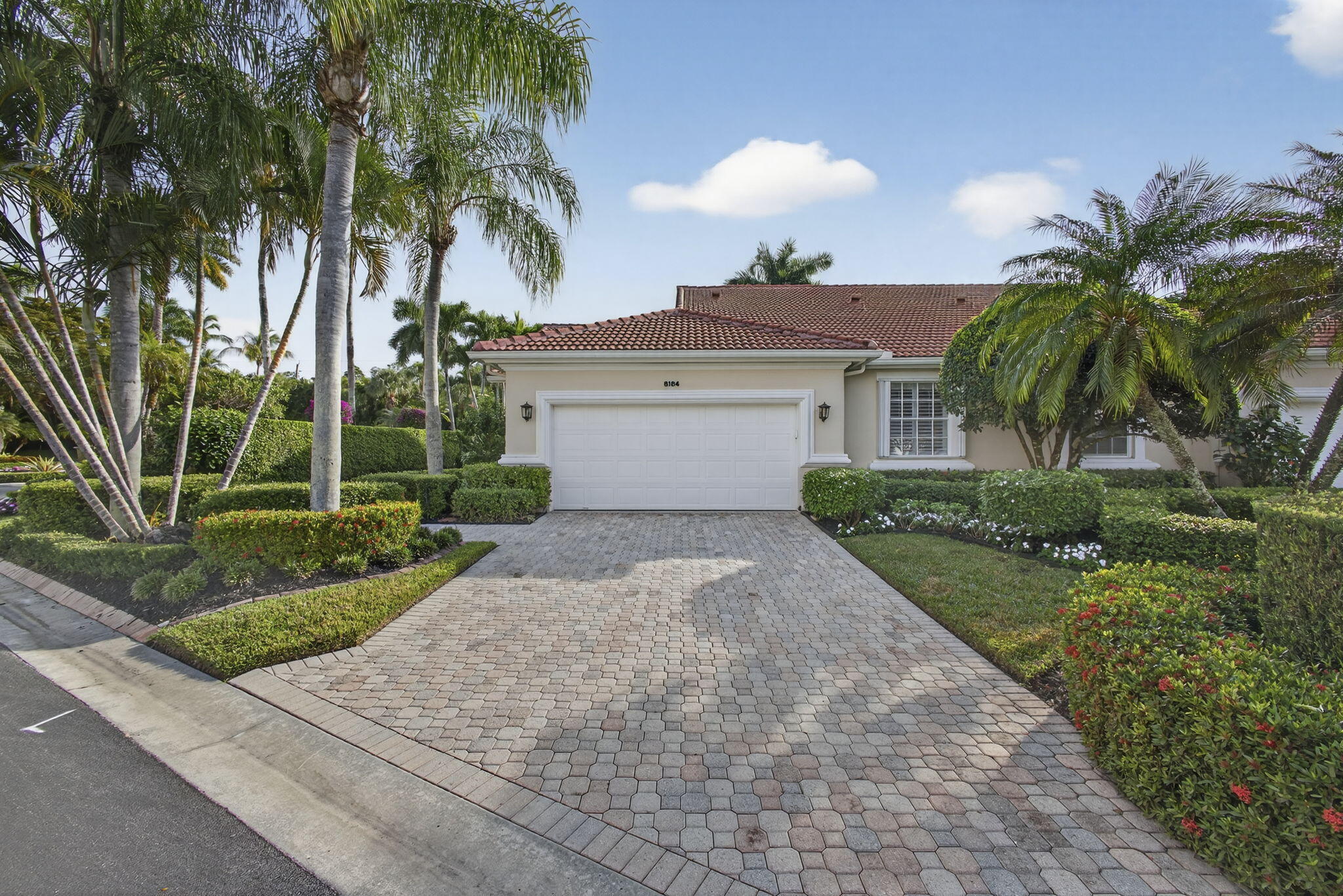 8184 Sandpiper Way — photo