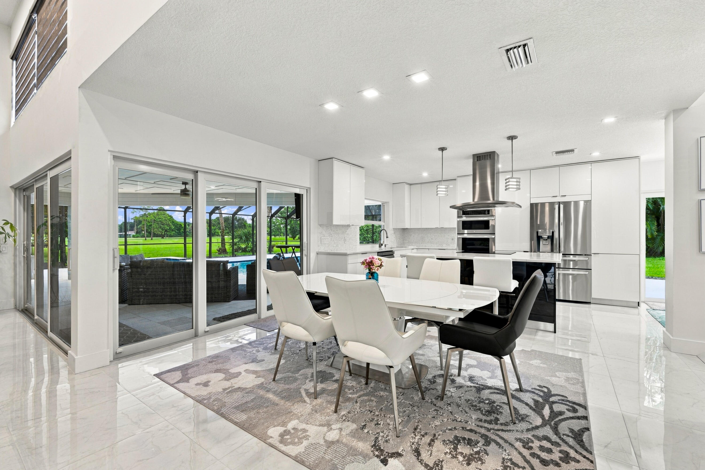 6451 Eastpointe Pines Street — photo