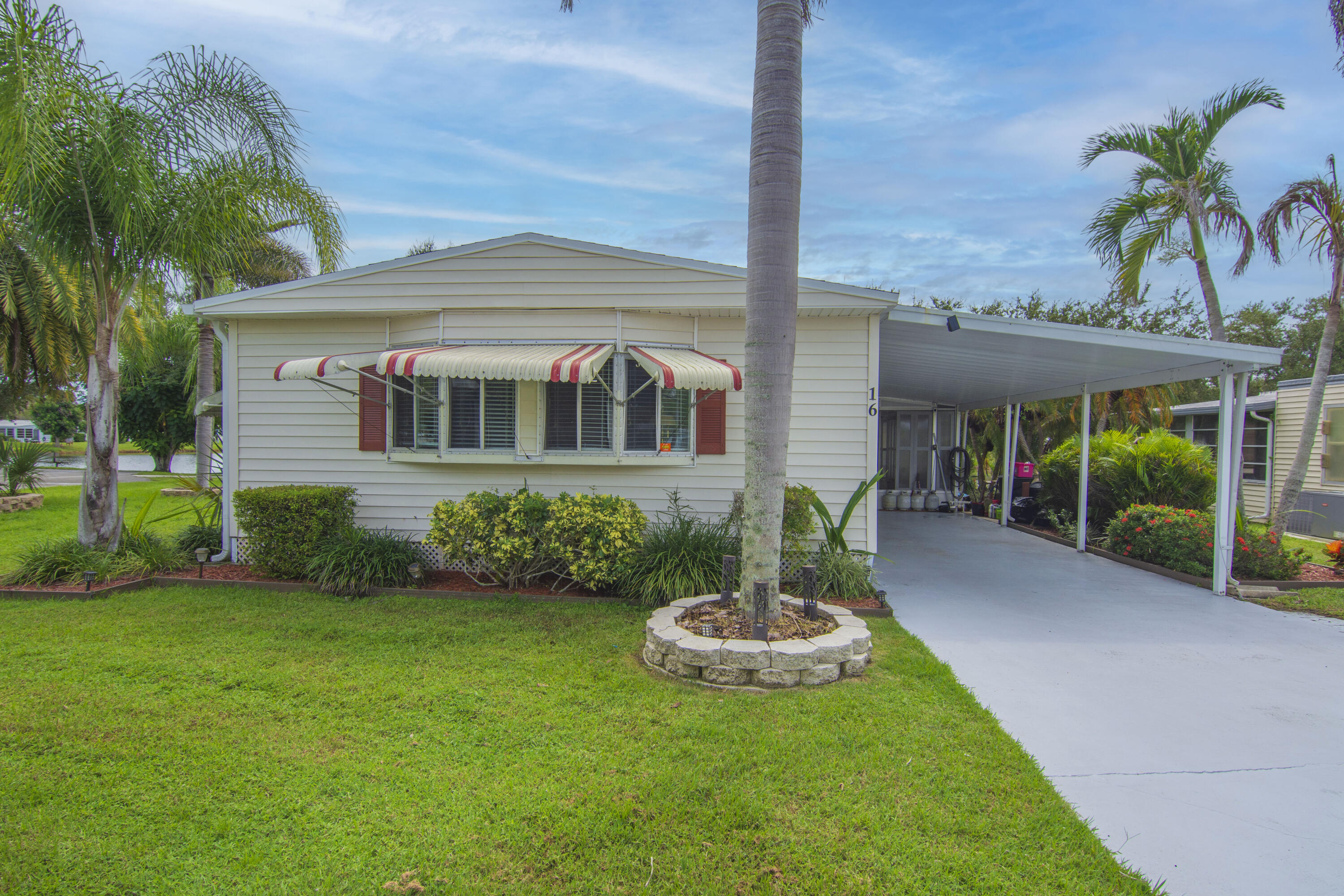 16 Santa Maria Court — photo