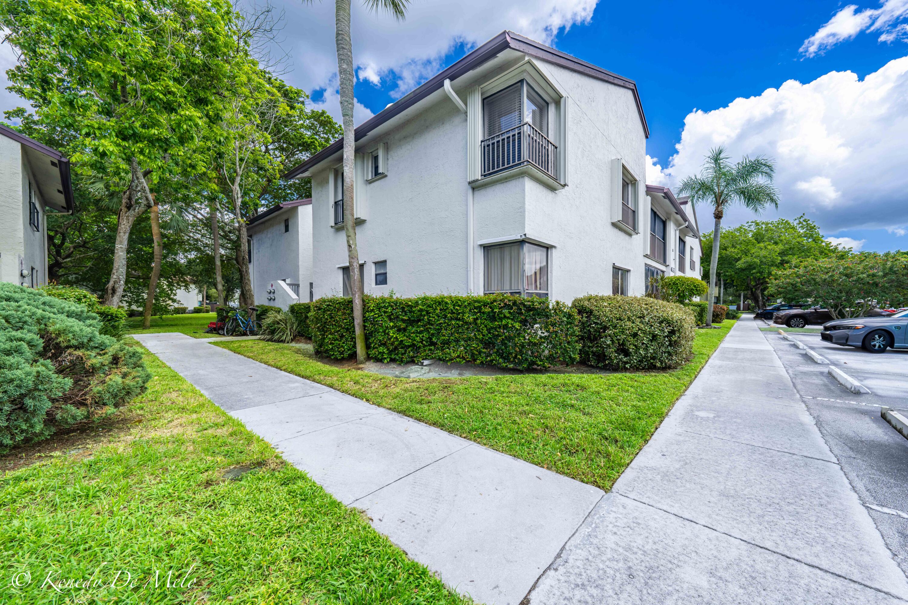 3127 Cocoplum Circle — photo