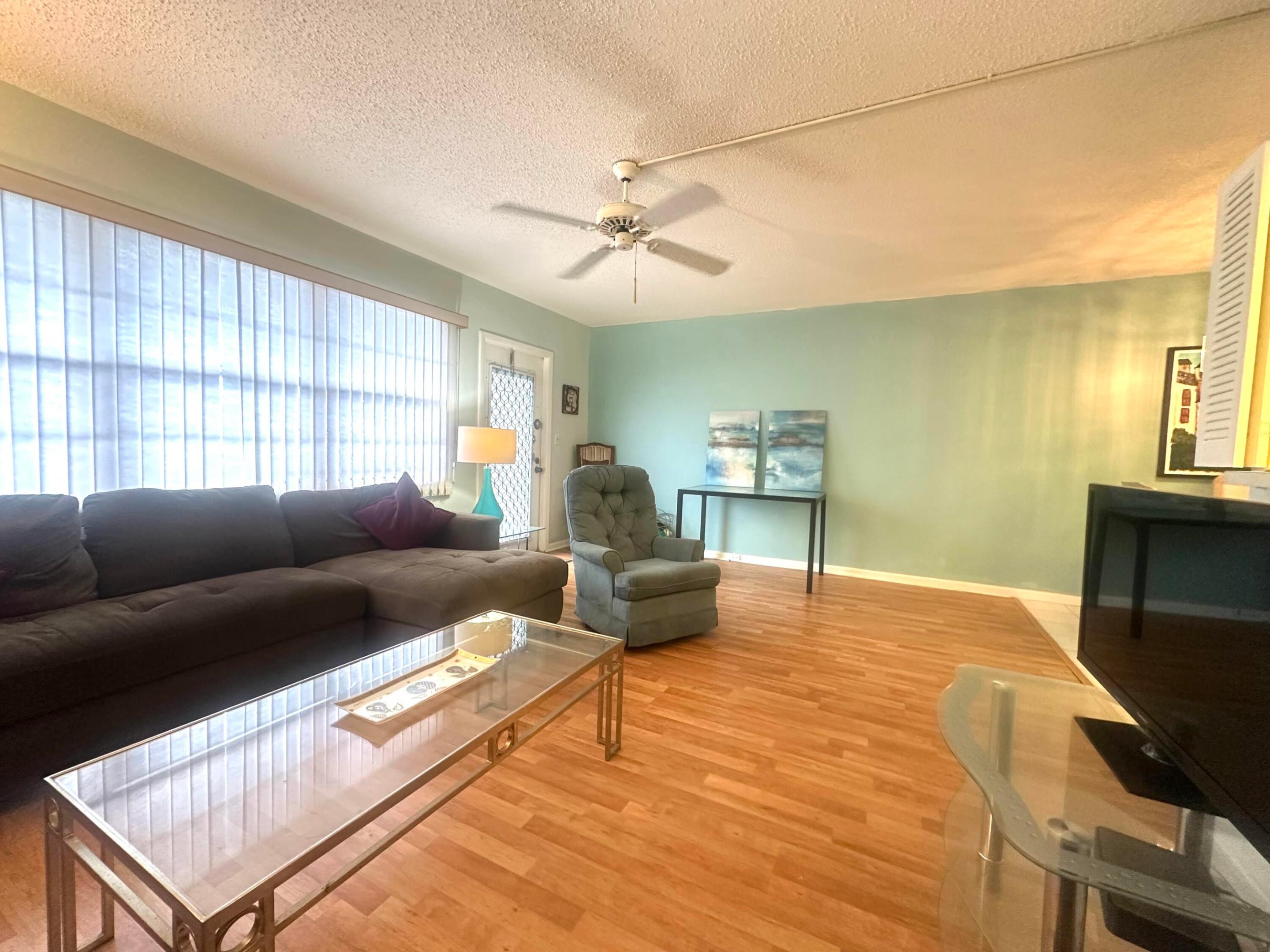 162 Grantham E, Deerfield Beach, FL 33442 — photo 3