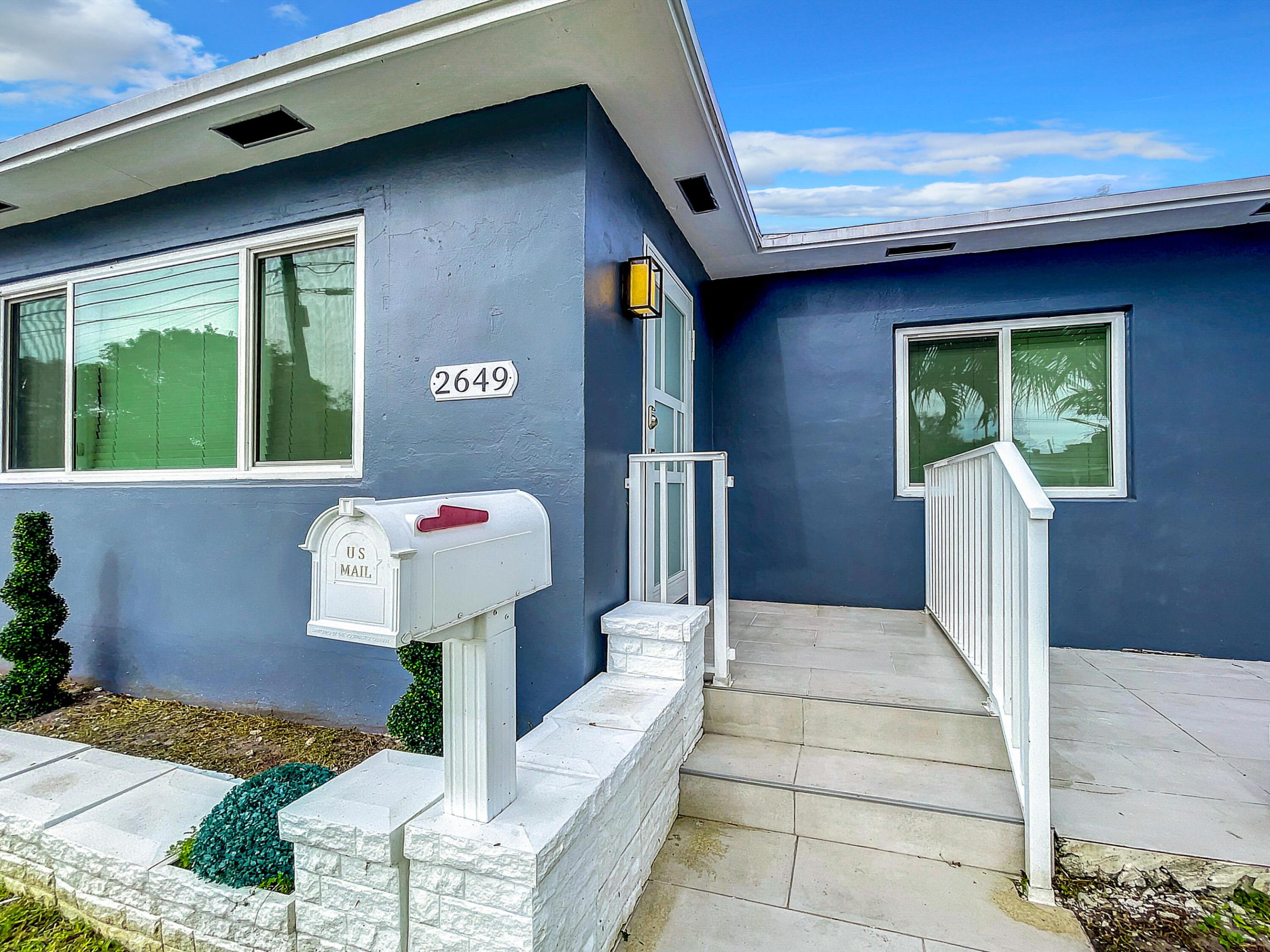 2649 Johnson Street Unit 1 — photo