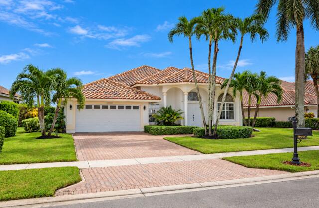10659 Saint Thomas Drive — photo