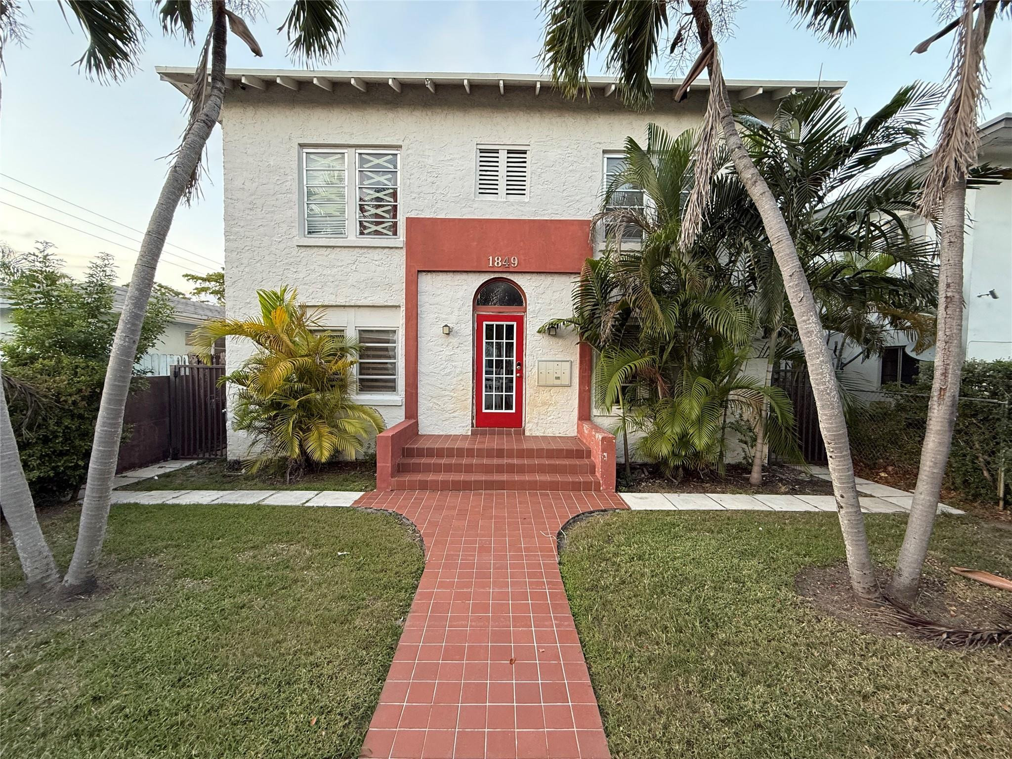 1849 Dewey Street 3 — photo
