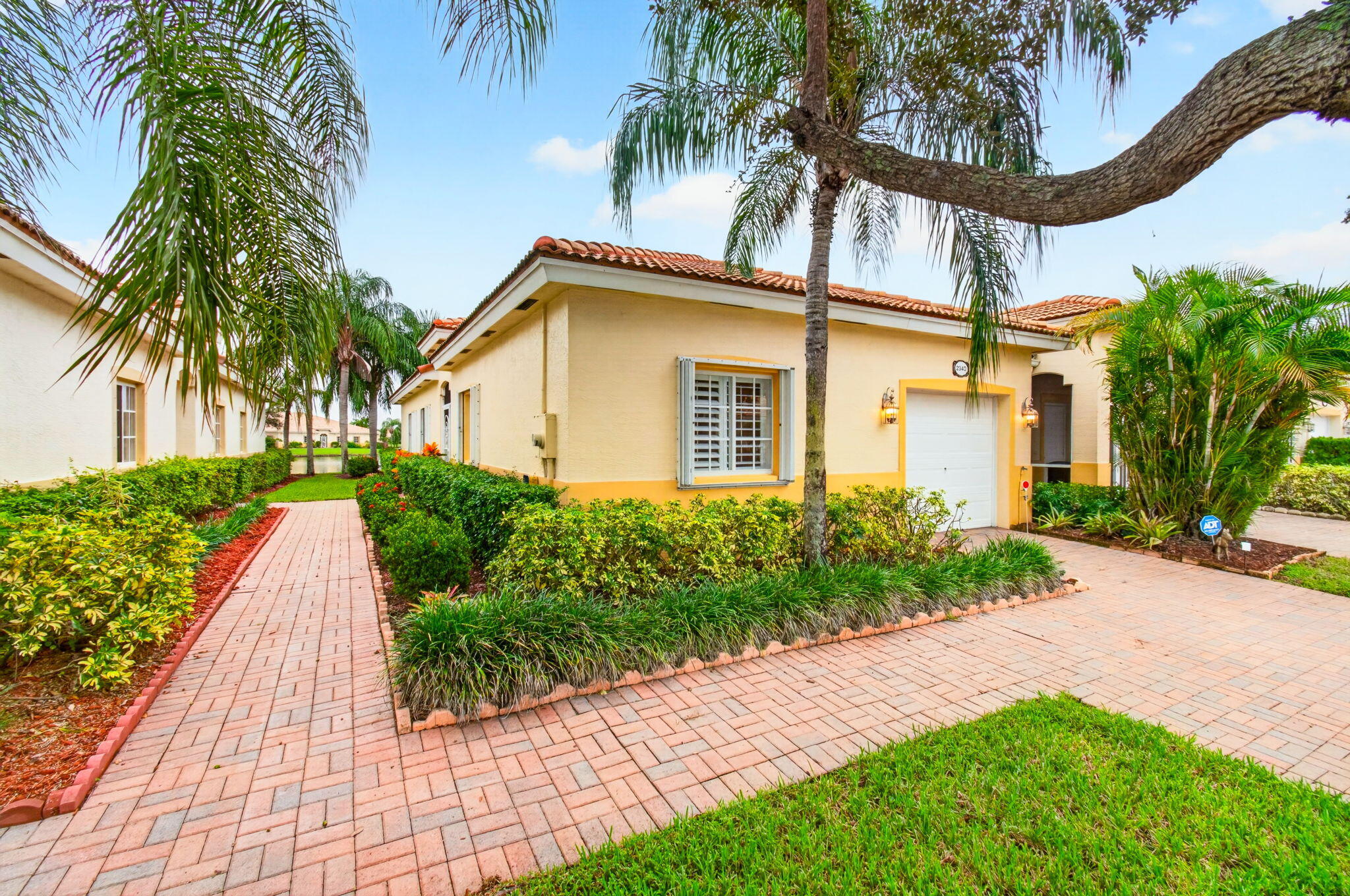 2340 Windjammer Way — photo