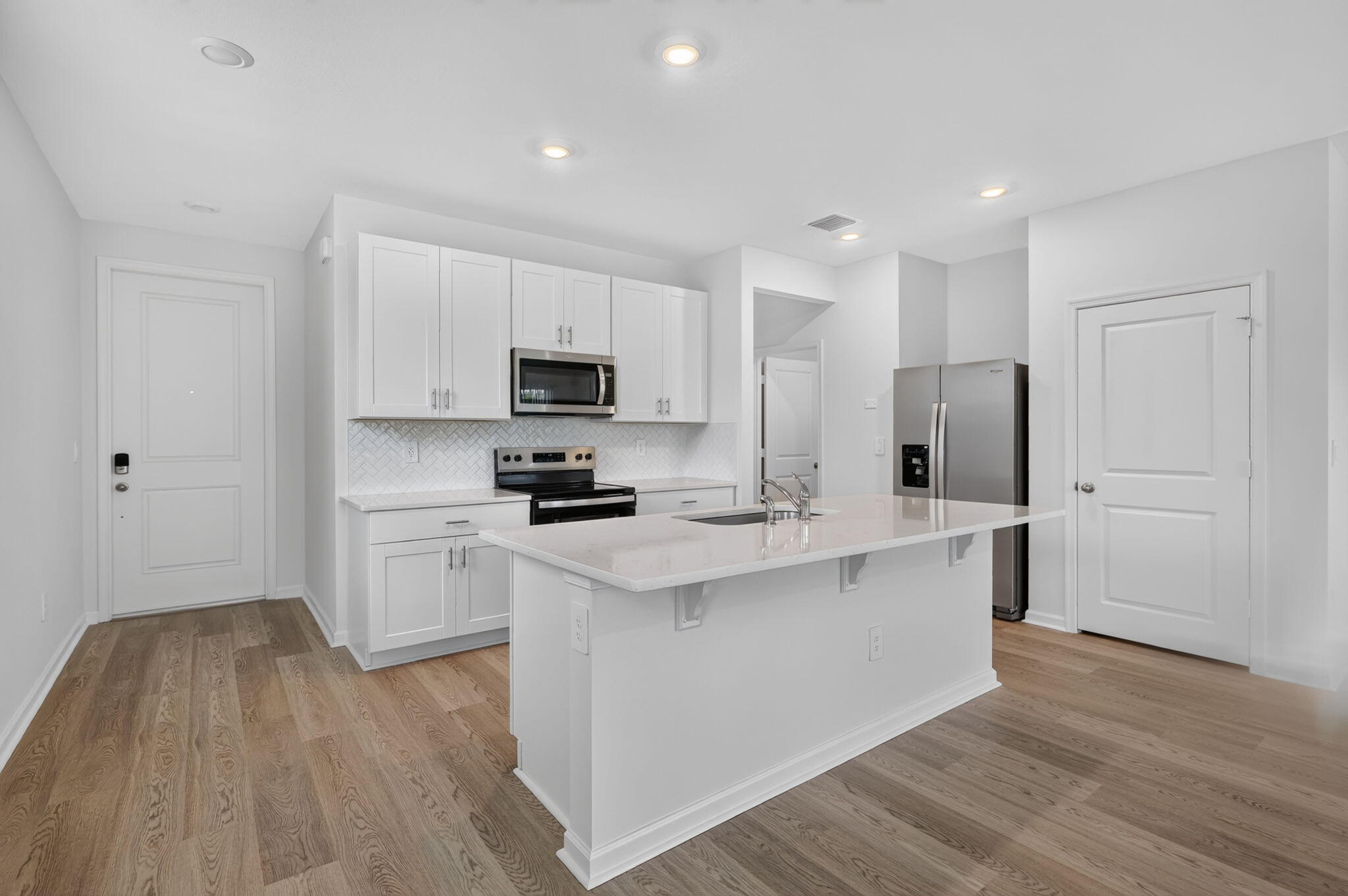 663 Salisbury Circle — photo