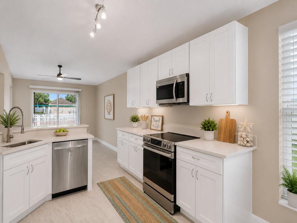 962 E 13th Square, Vero Beach, FL 32960 — photo 3