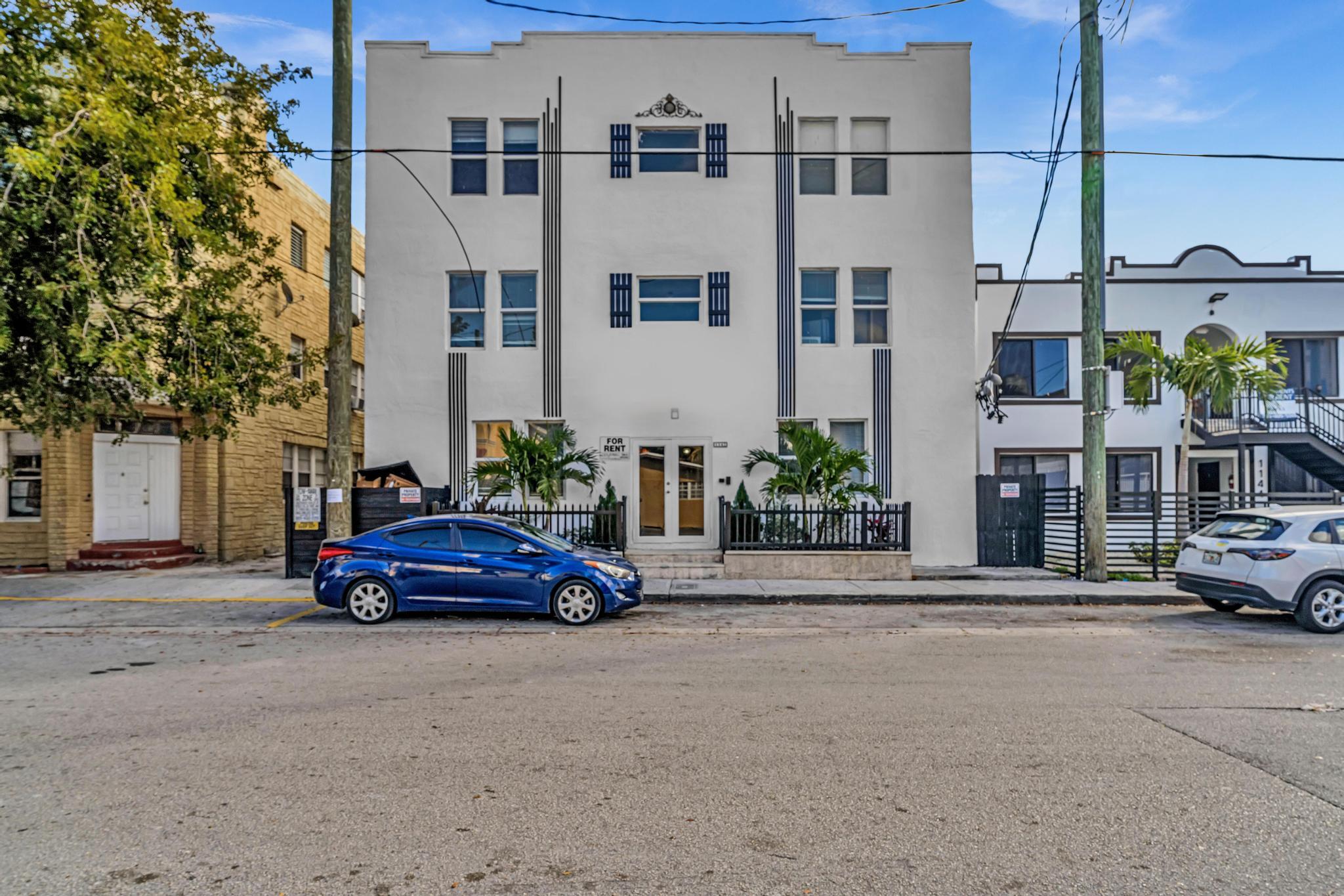 1142 SW 4th Street 6 — photo