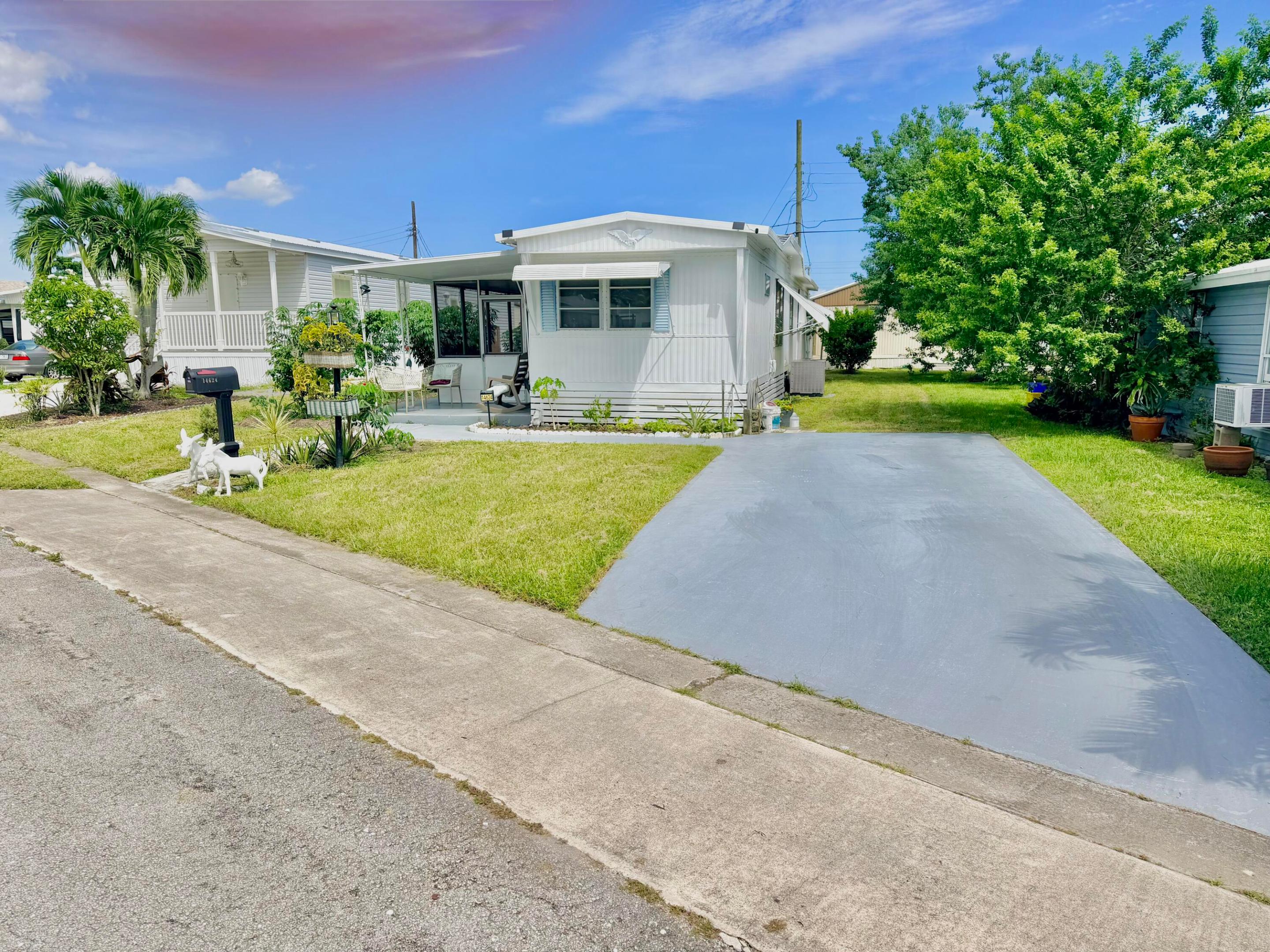 14624 Glenview Drive — photo