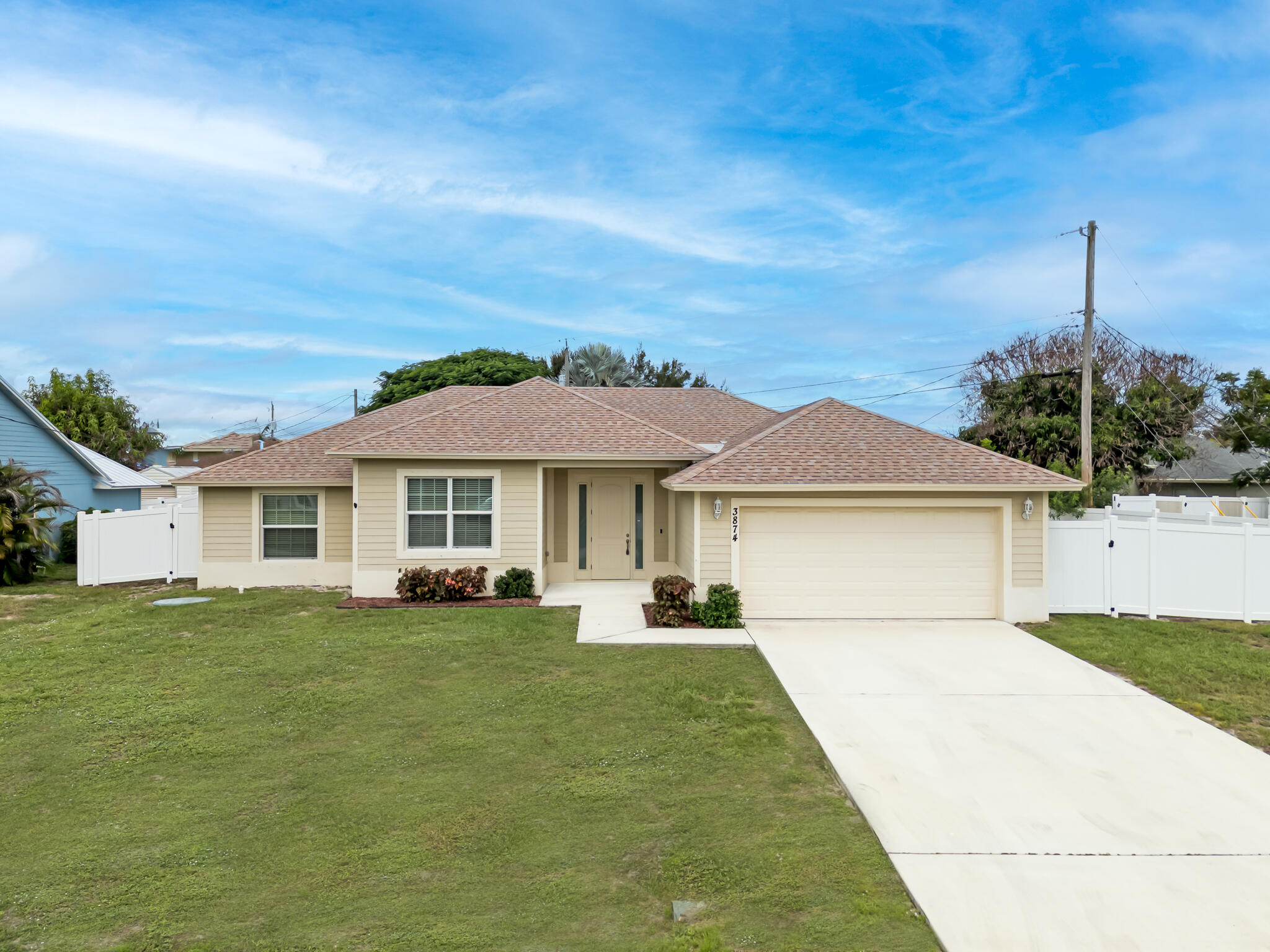 3874 SW McCrory Street — photo