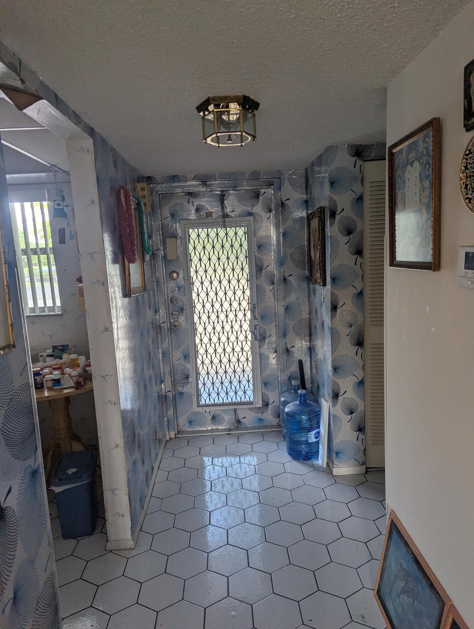 8321 Sands Point Boulevard D206 — photo