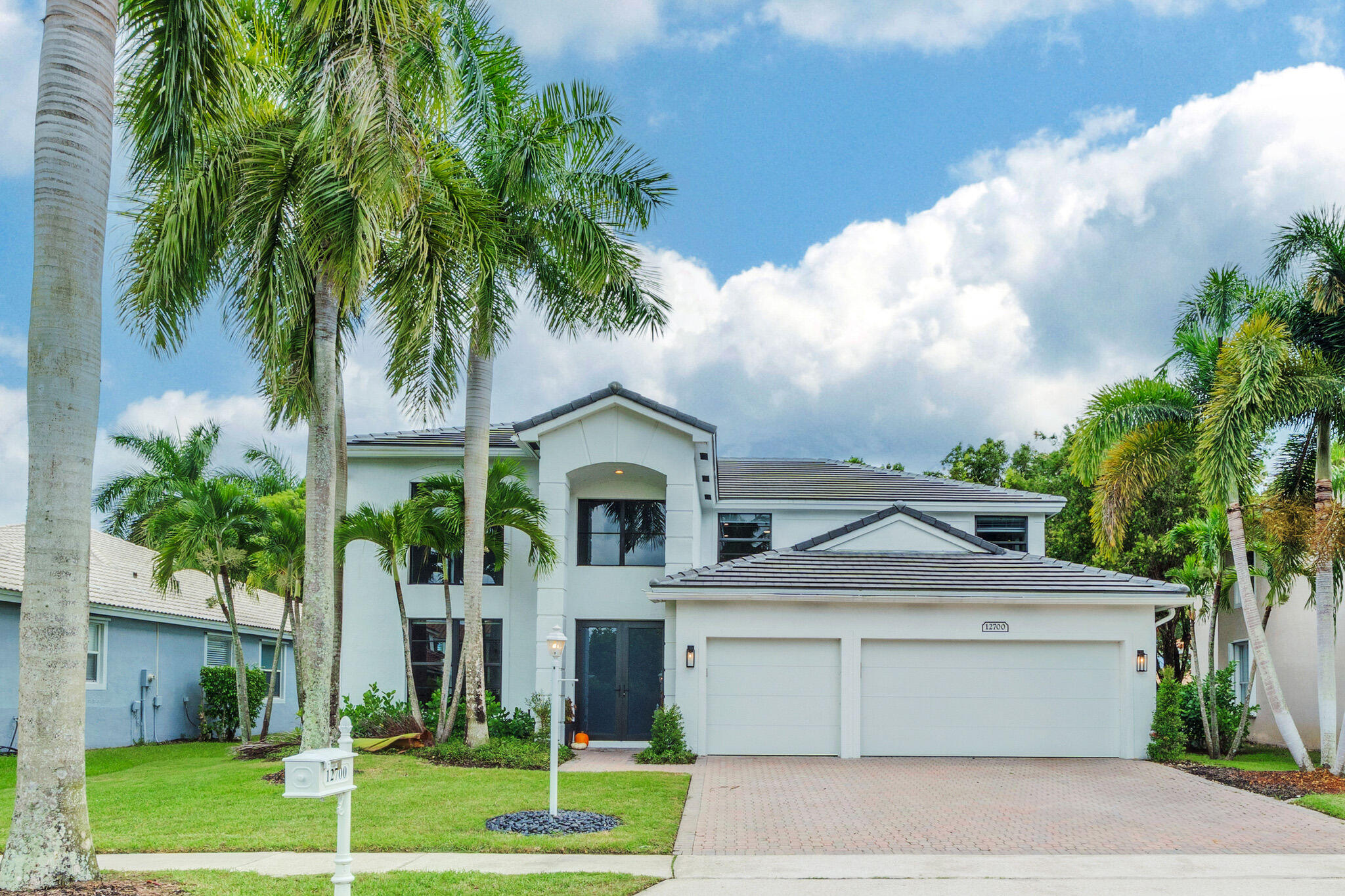 12700 Yardley Drive — photo