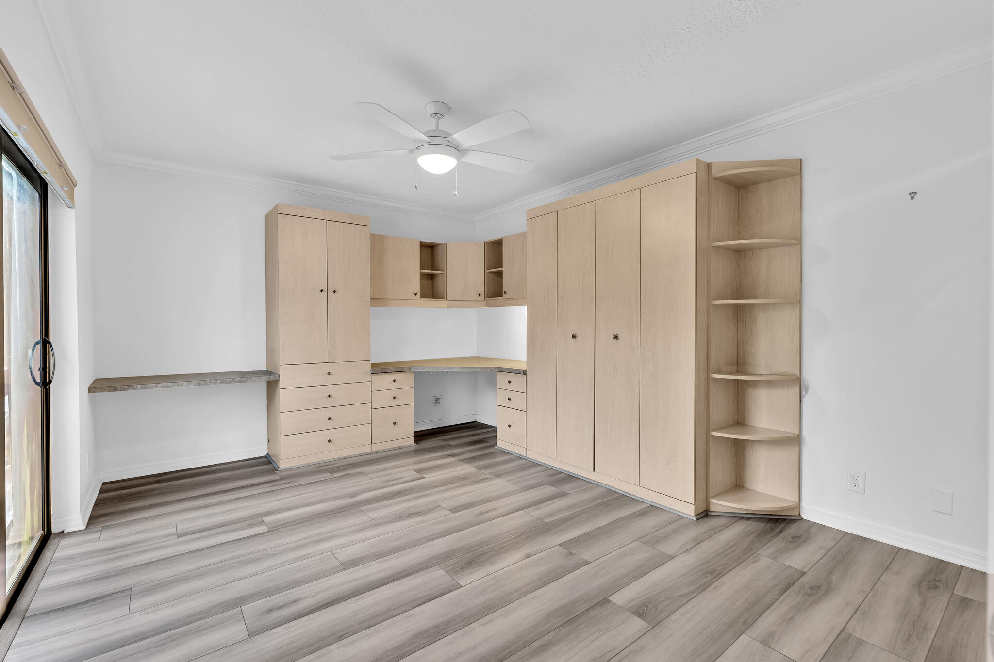 1010 NE 8th Avenue 24D — photo