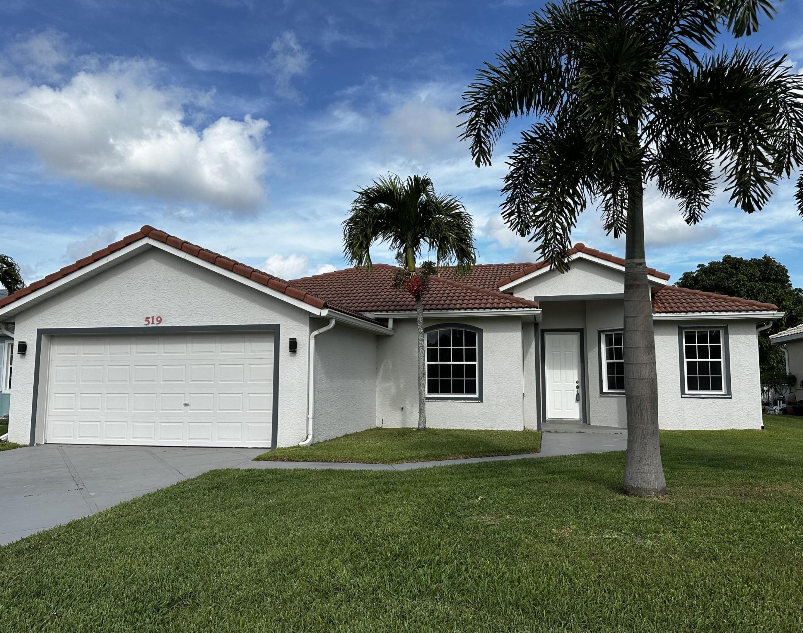 519 NW Ember Way — photo