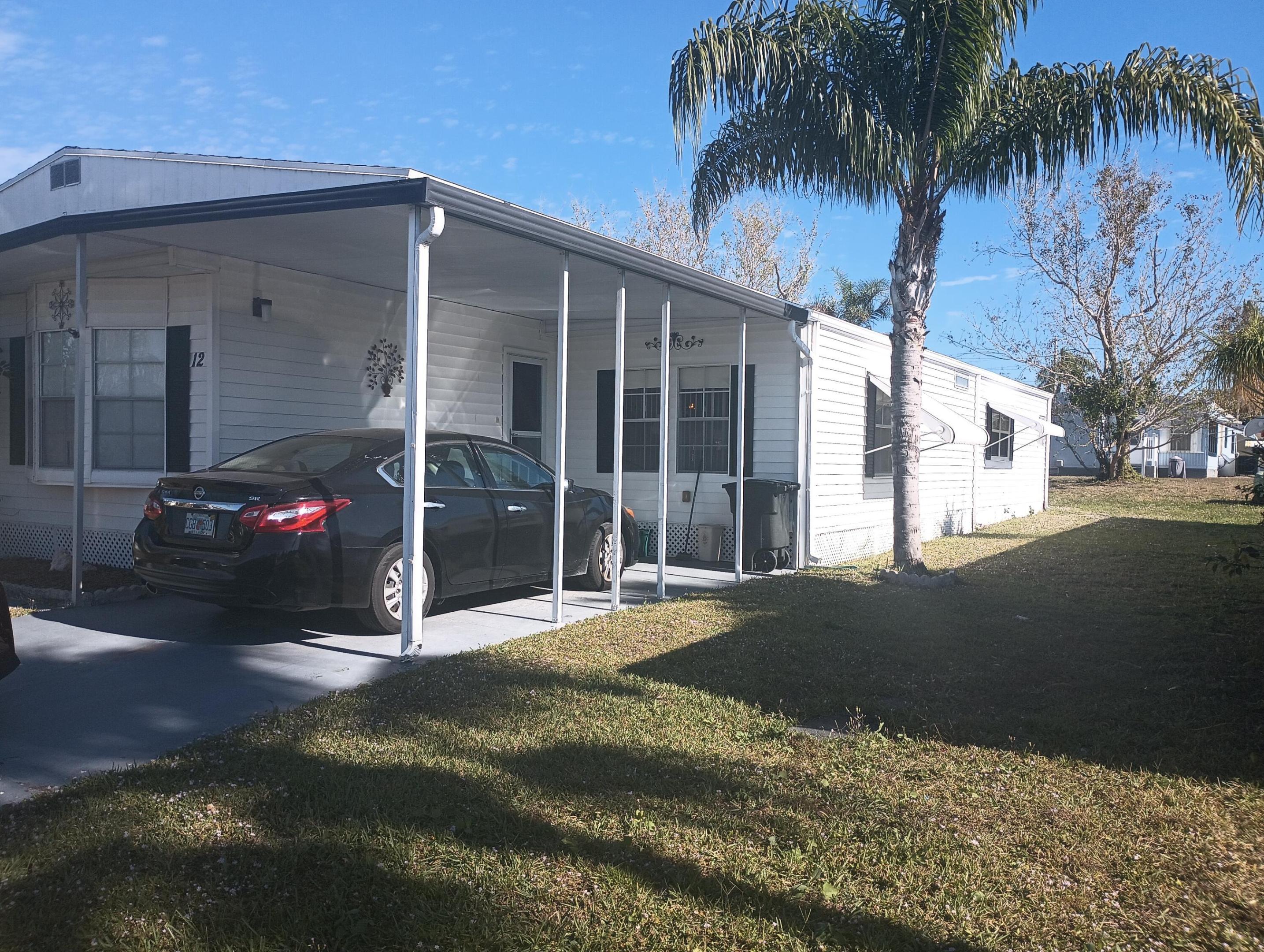 12 Universidad Lane — photo