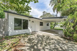 747 NW 1st Terrace — photo