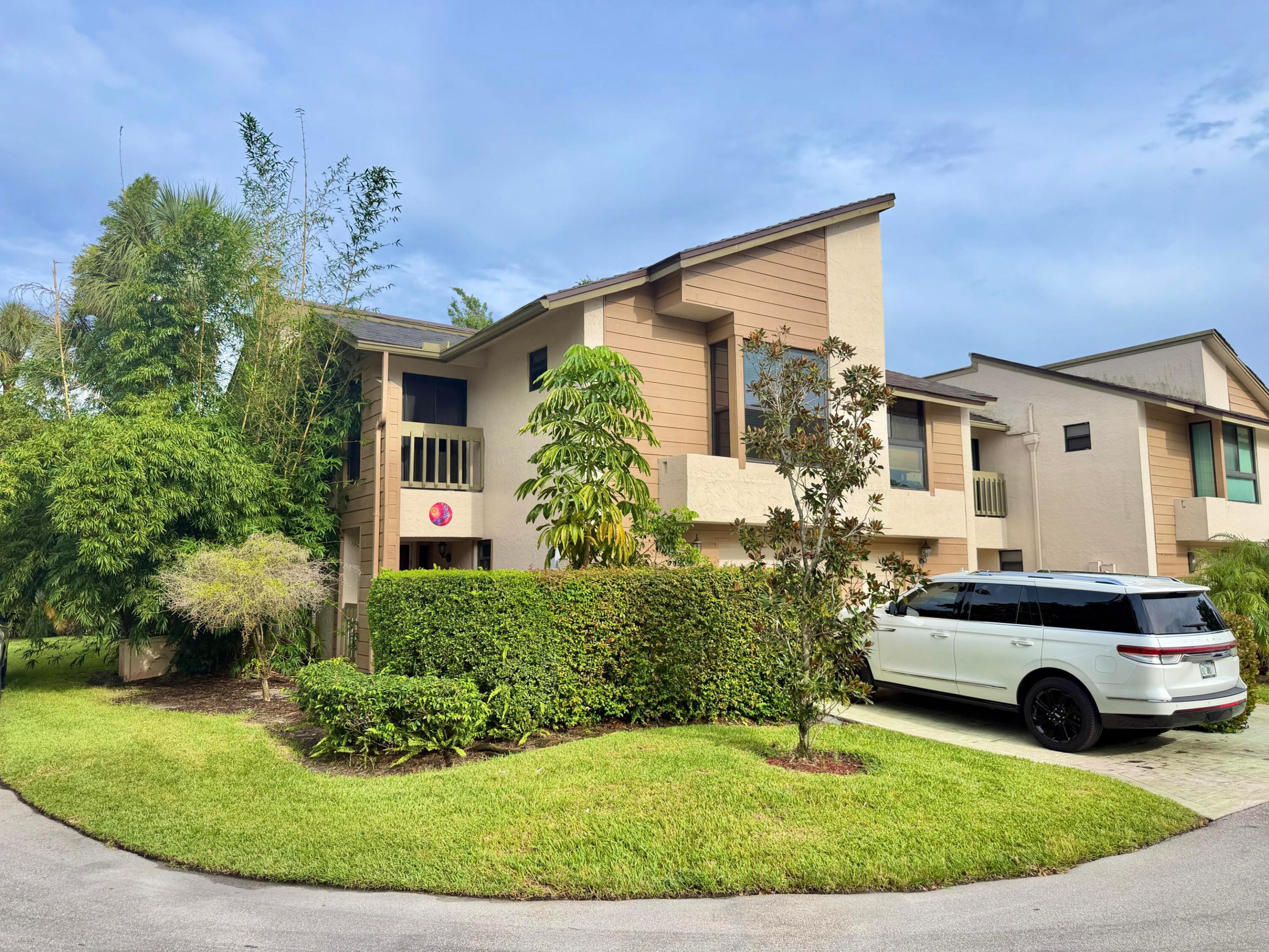 6069 Glendale Drive — photo