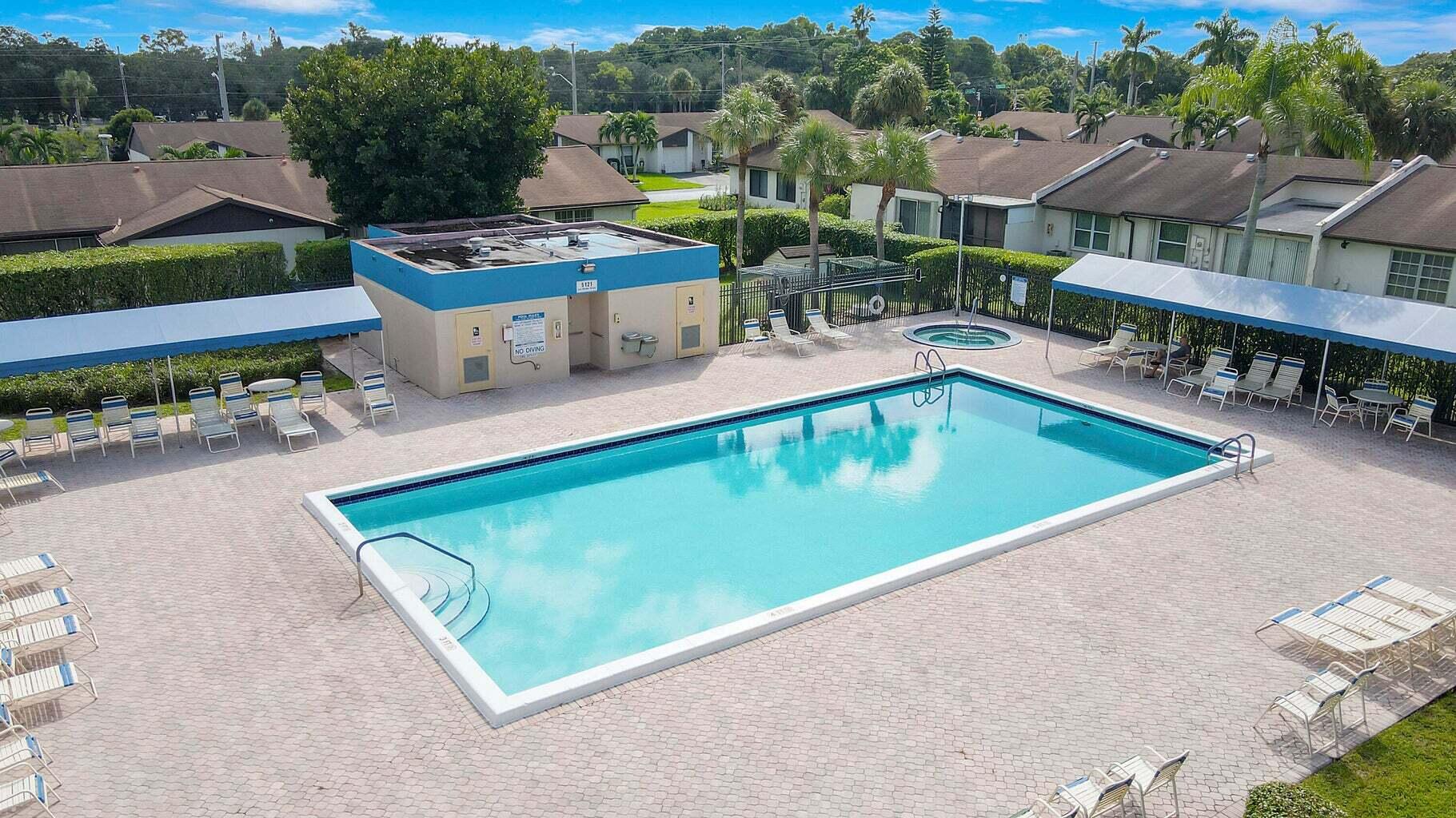 5130 Las Verdes Circle 121 — photo