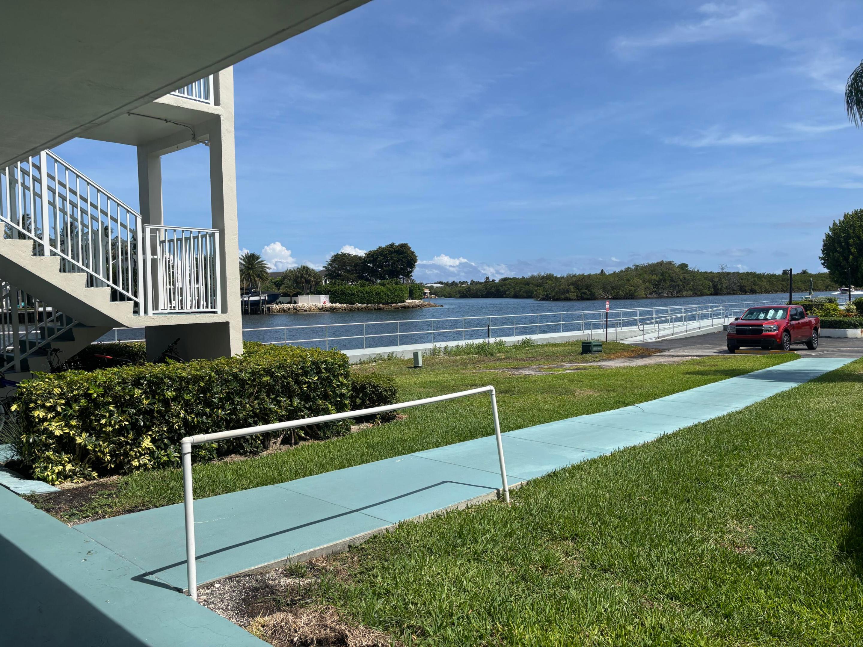 170 E Horizons E #110, Boynton Beach, FL 33435 — photo 2