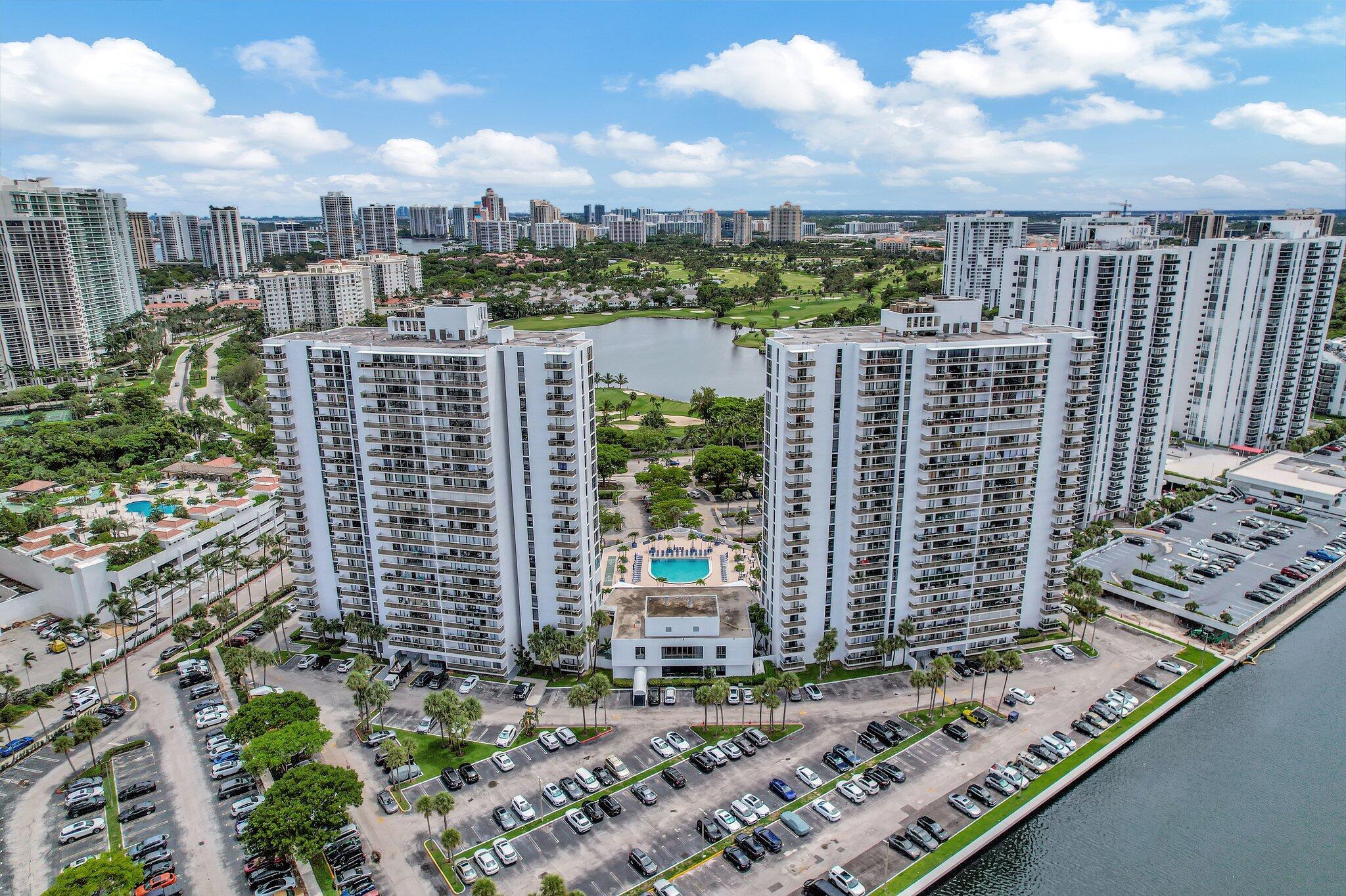 3701 N Country Club Drive Unit 907 — photo