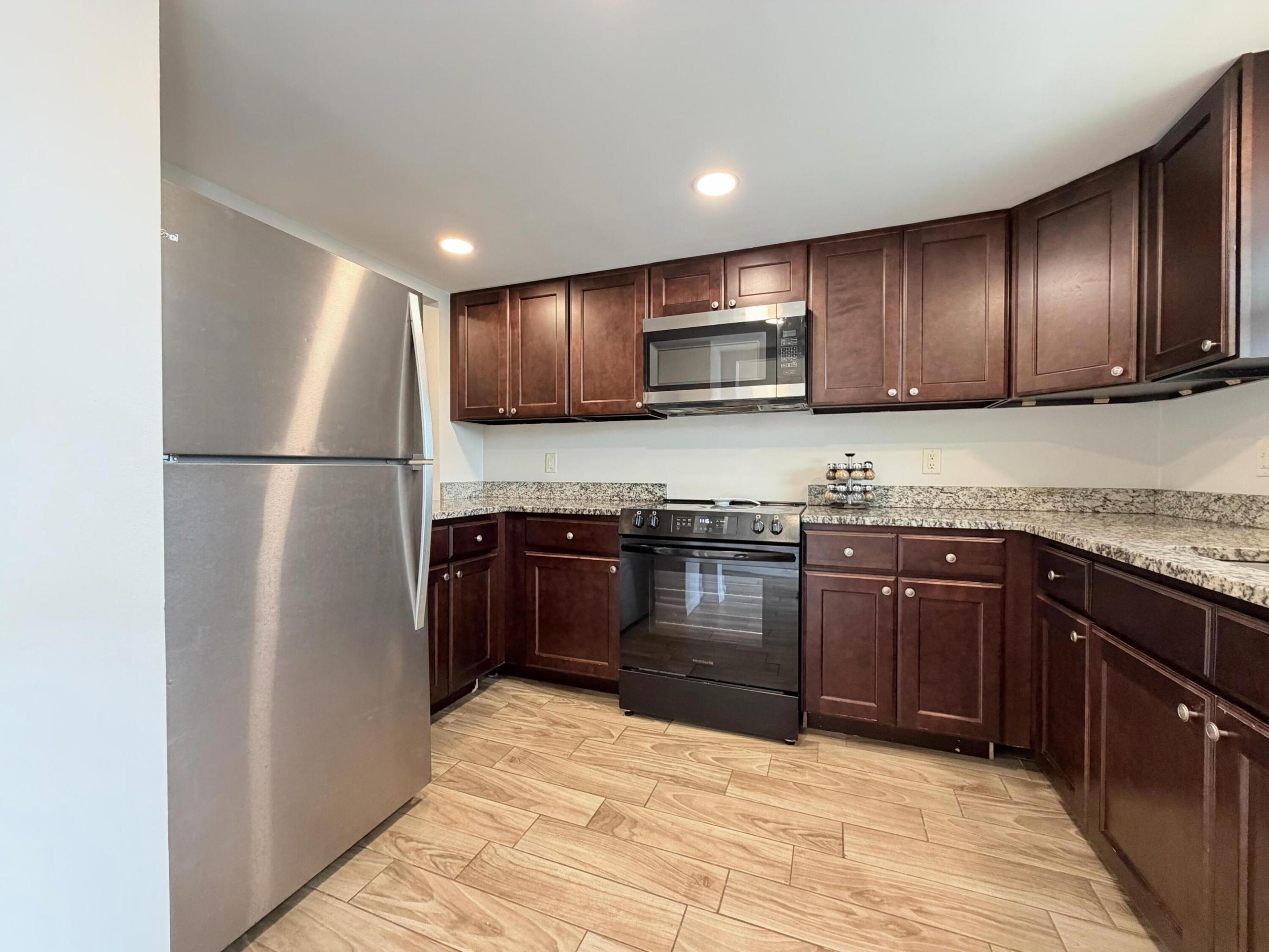 3794 County Line Road 105 — photo