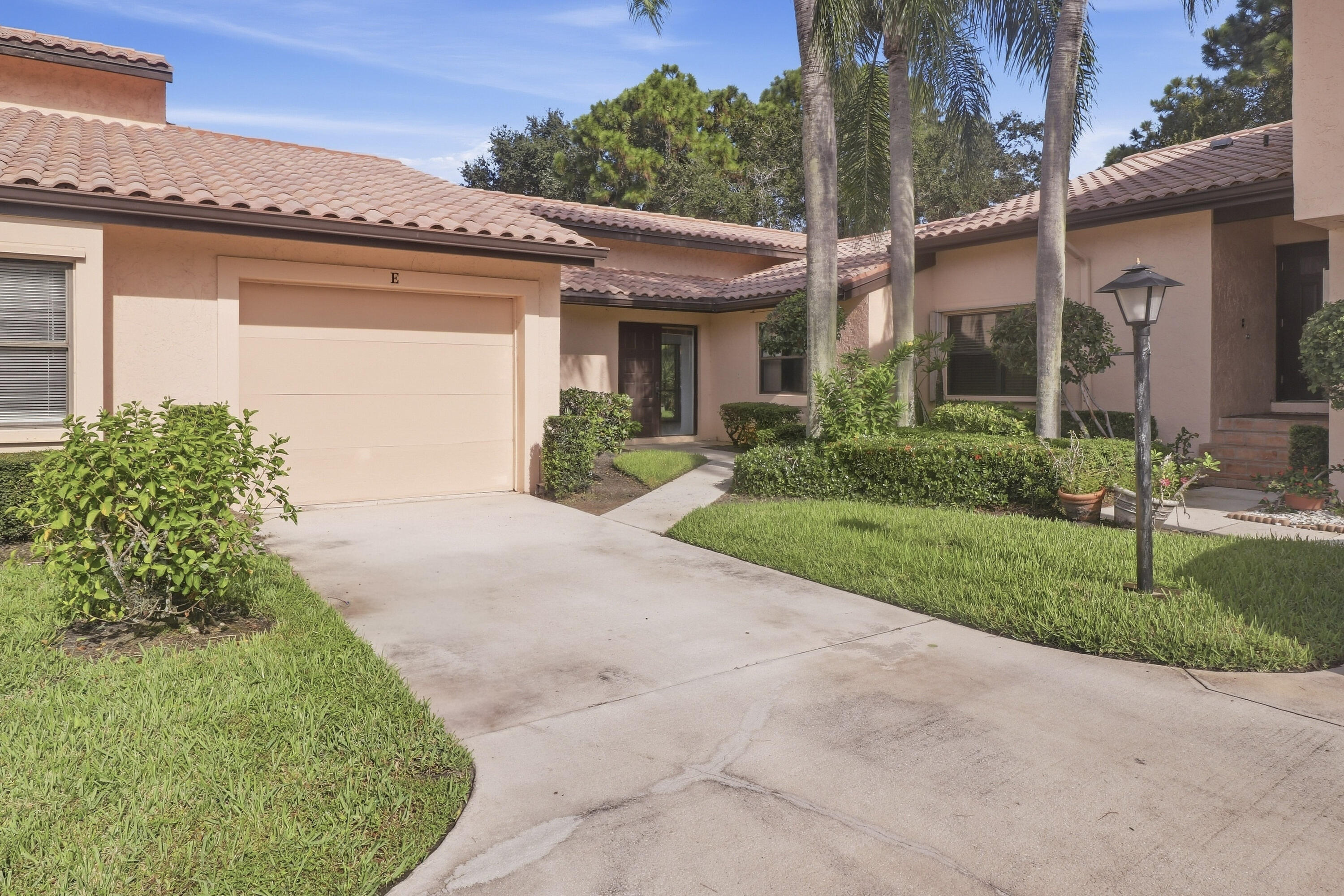 3705 SW Quail Meadow Trail Unit E — photo