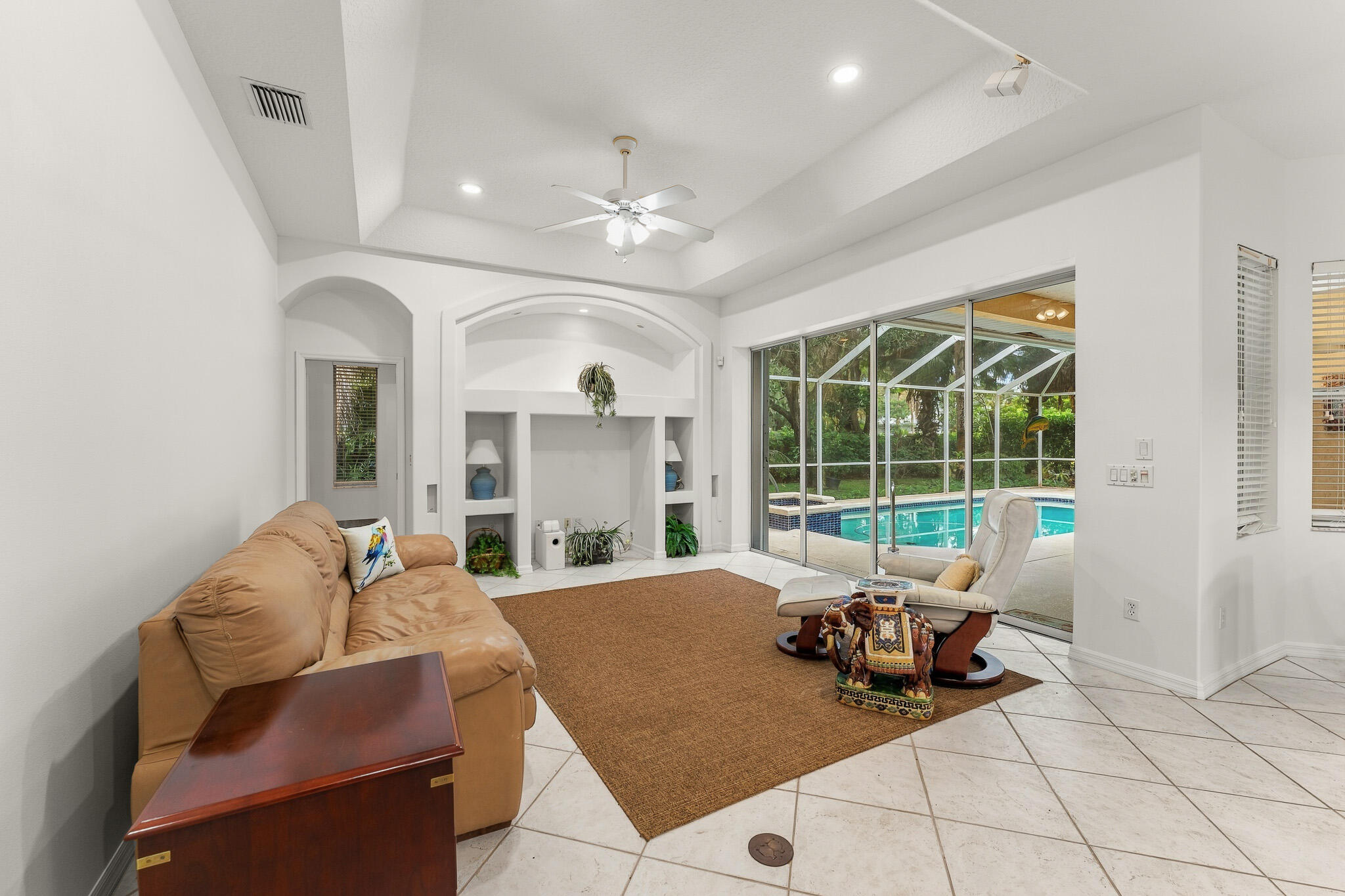 3650 SE Sea Point Court — photo