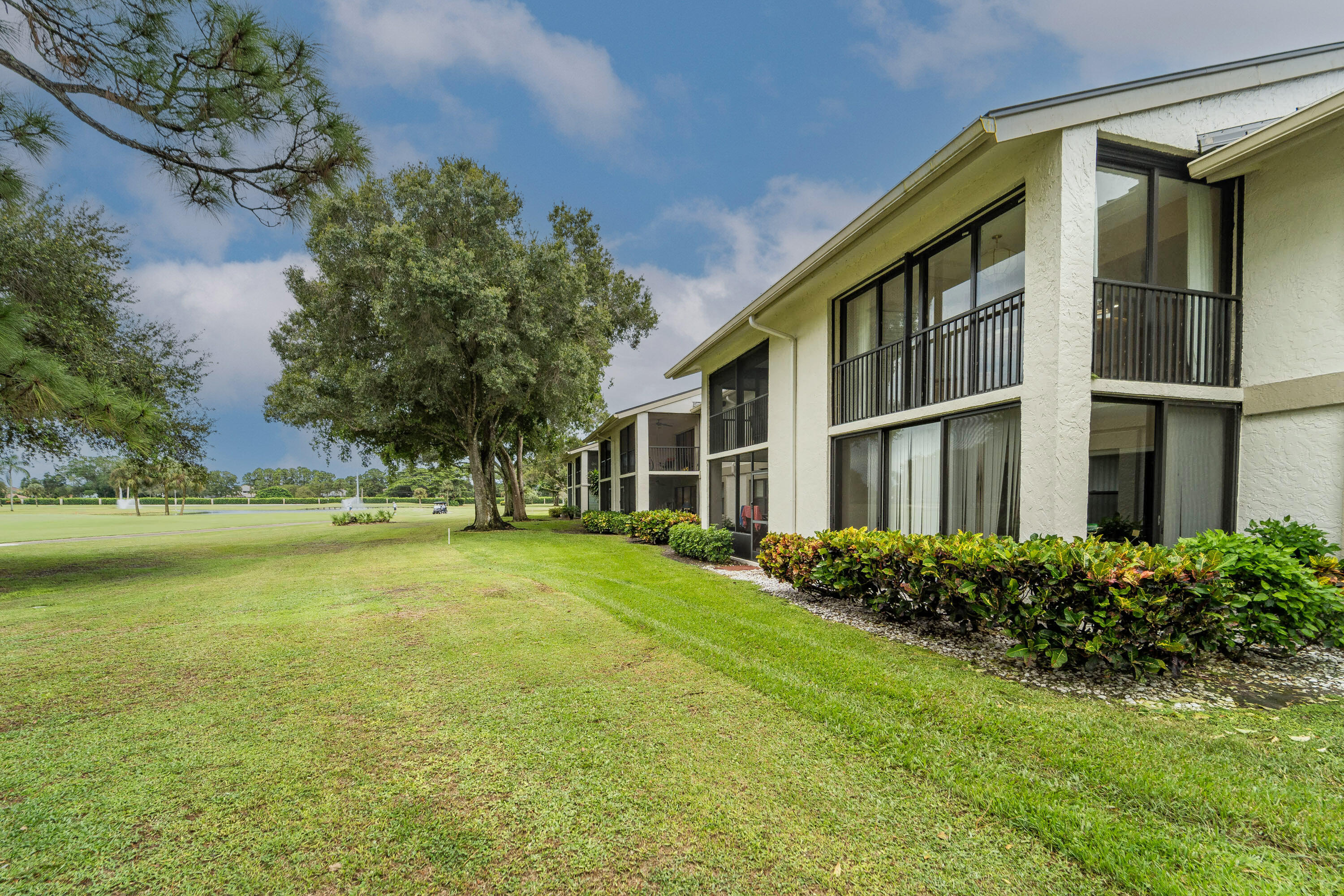 12910 Briarlake Drive Unit C202 — photo
