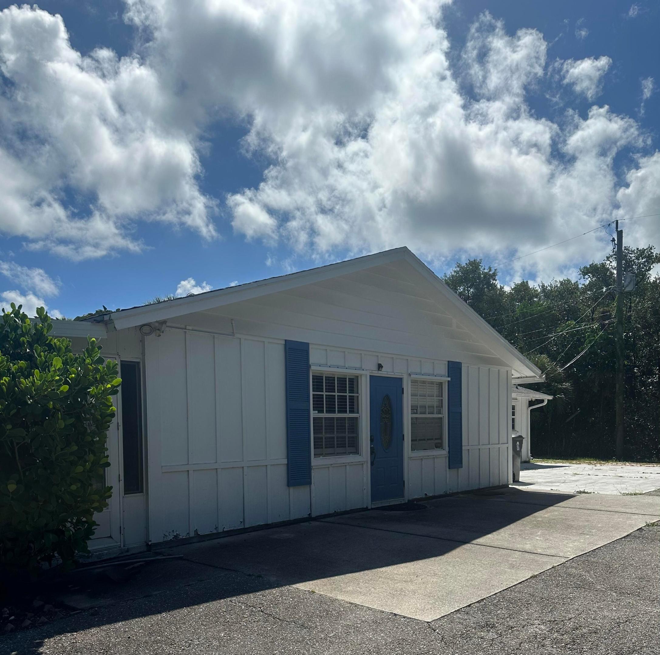 2480 Cardinal Lane Unit 1 — photo