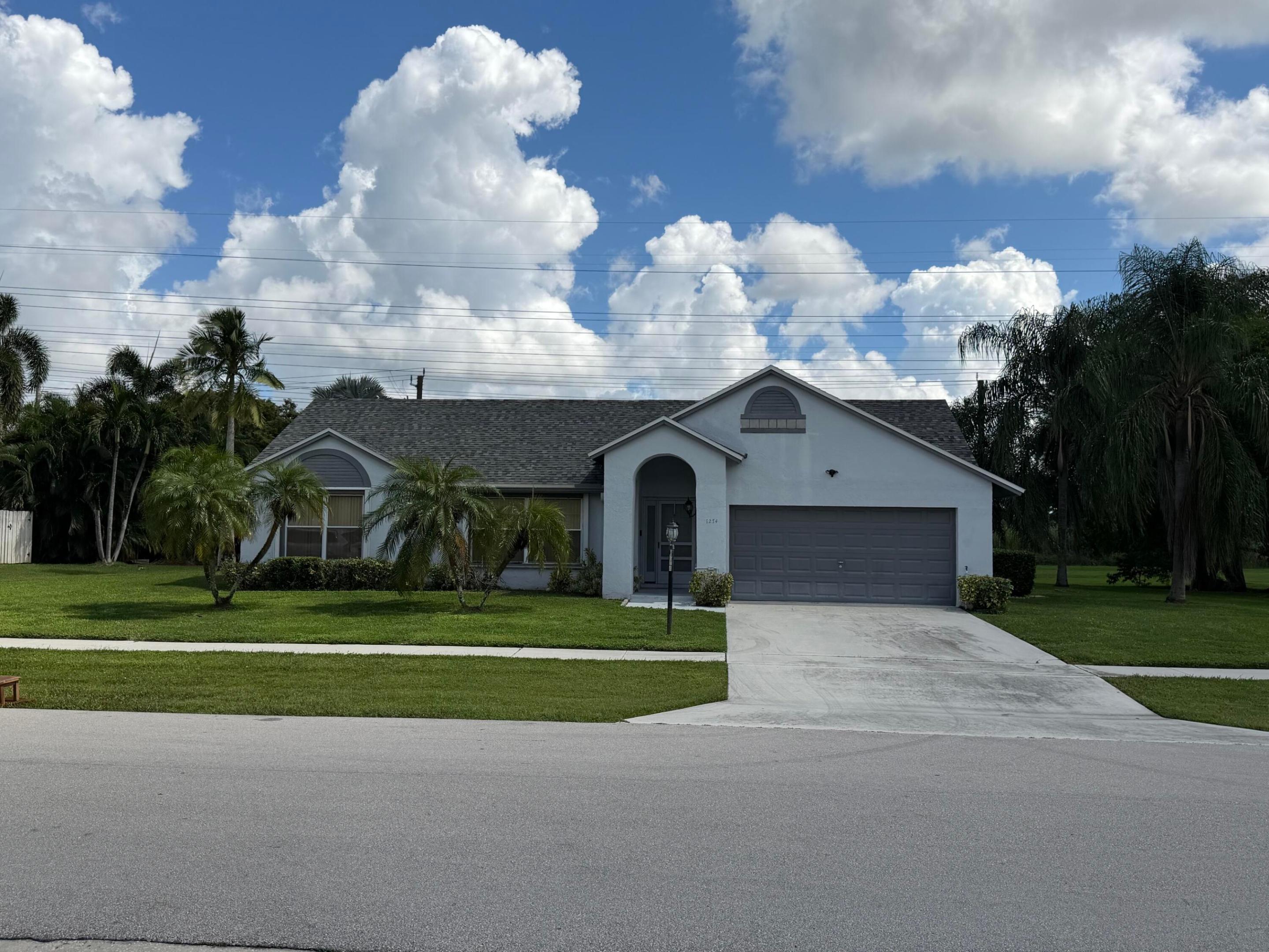 1274 Summerwood Circle — photo