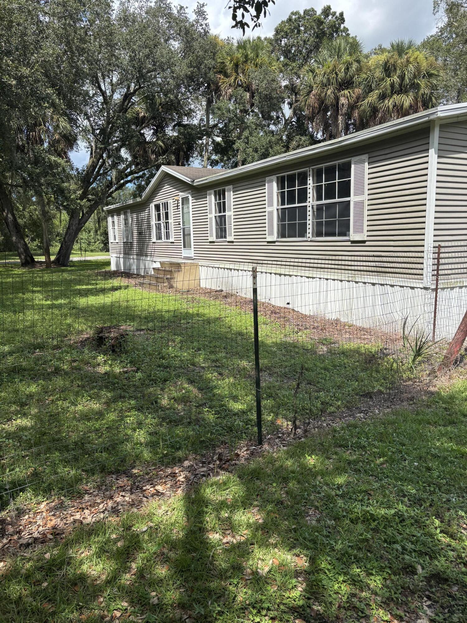 1415 Forest Lane — photo