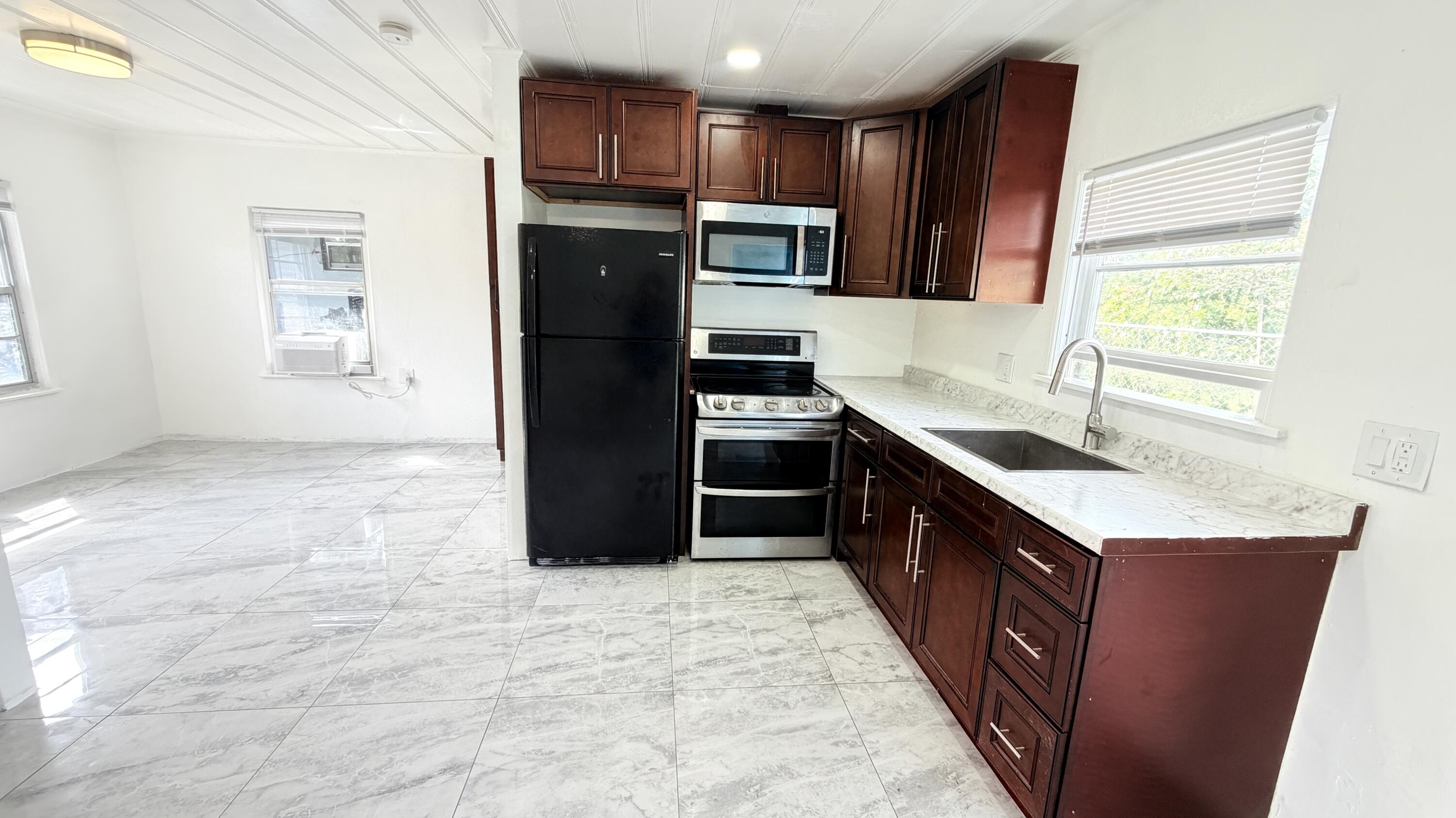 512 SE 21st Avenue Unit B — photo