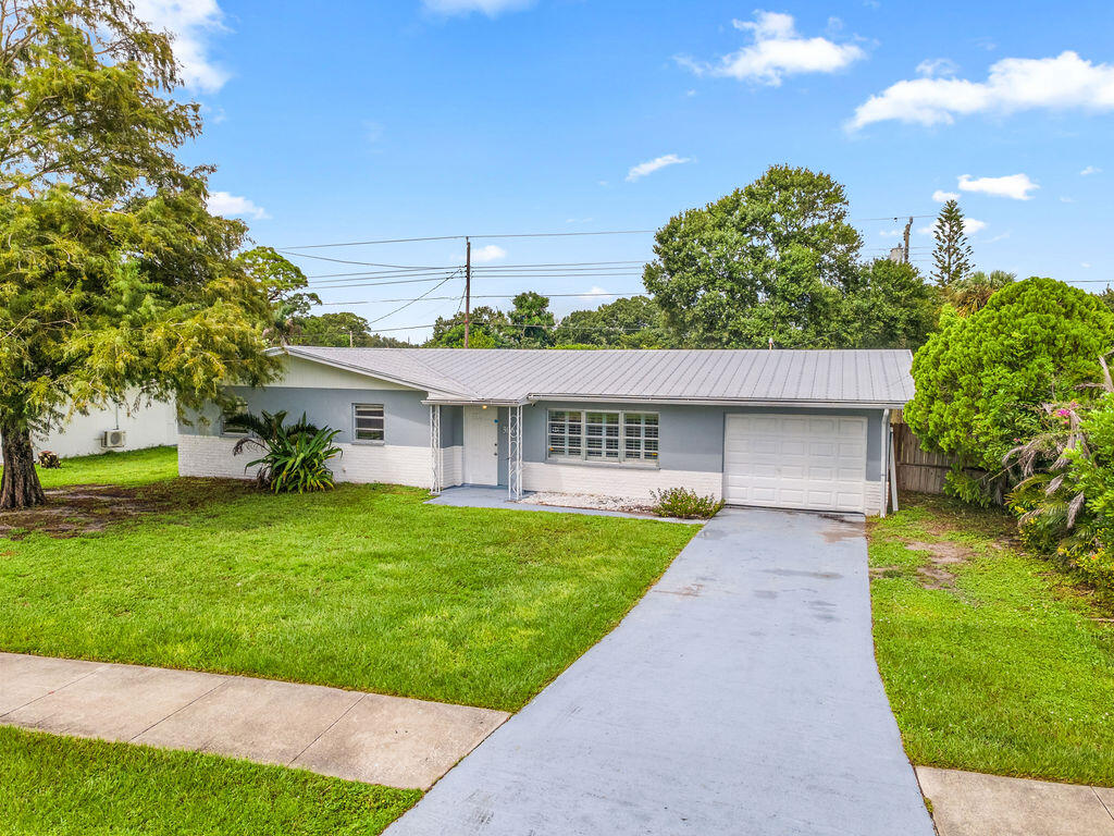 306 Riomar Drive — photo