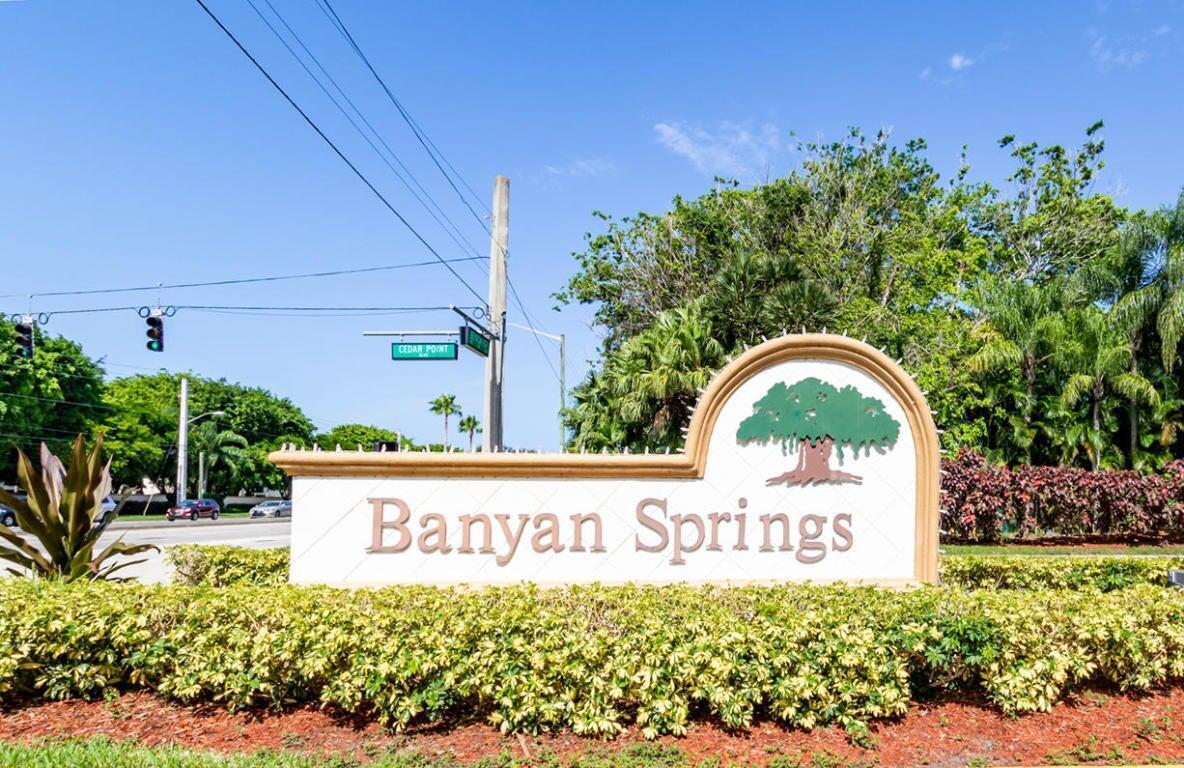 10204 Mangrove Drive 104 — photo