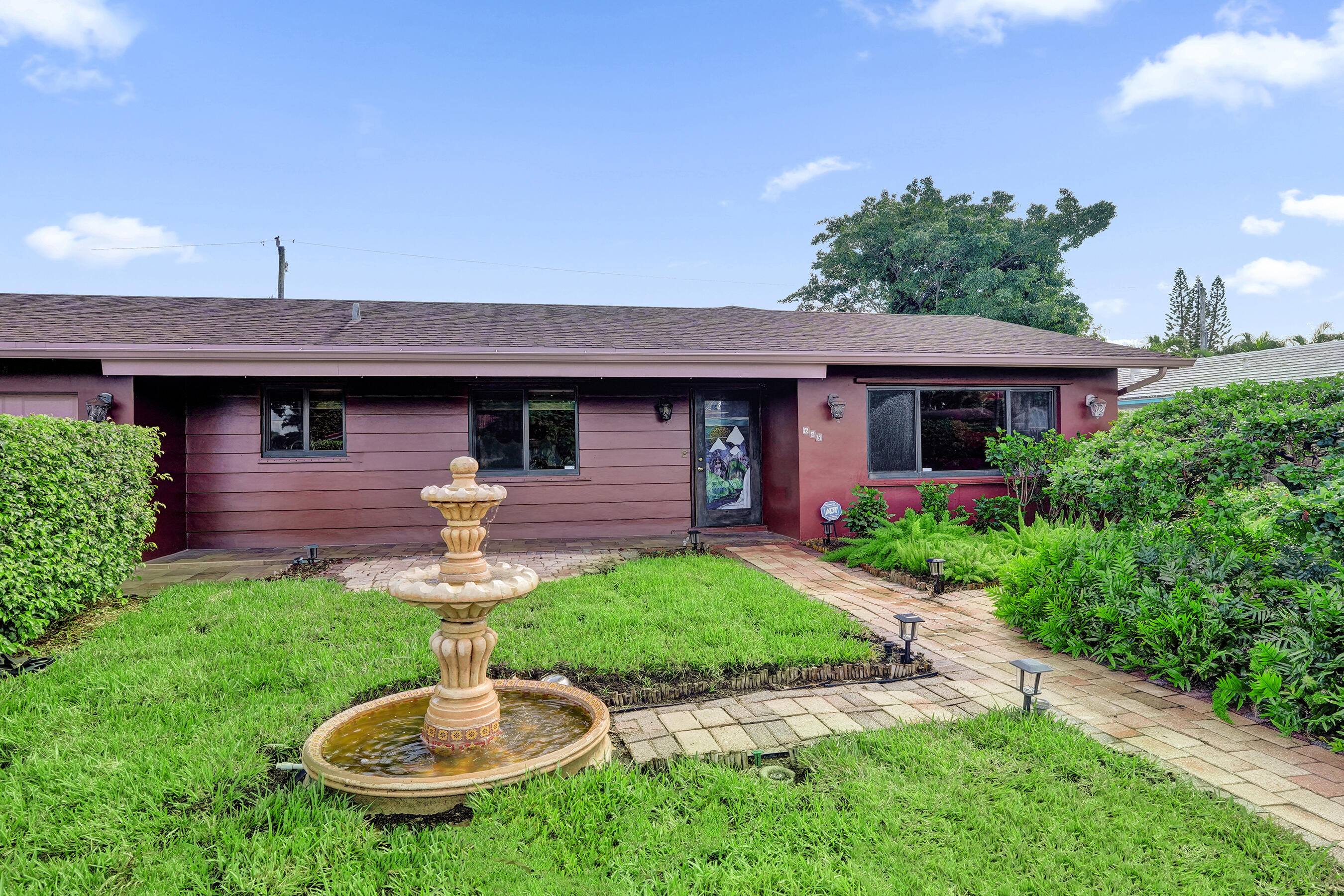 645 Ibis Drive — photo