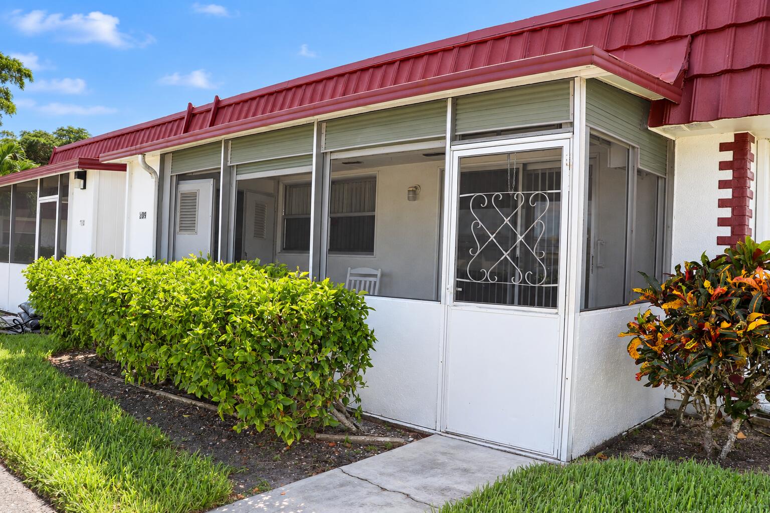 209 Waterford Unit I — photo