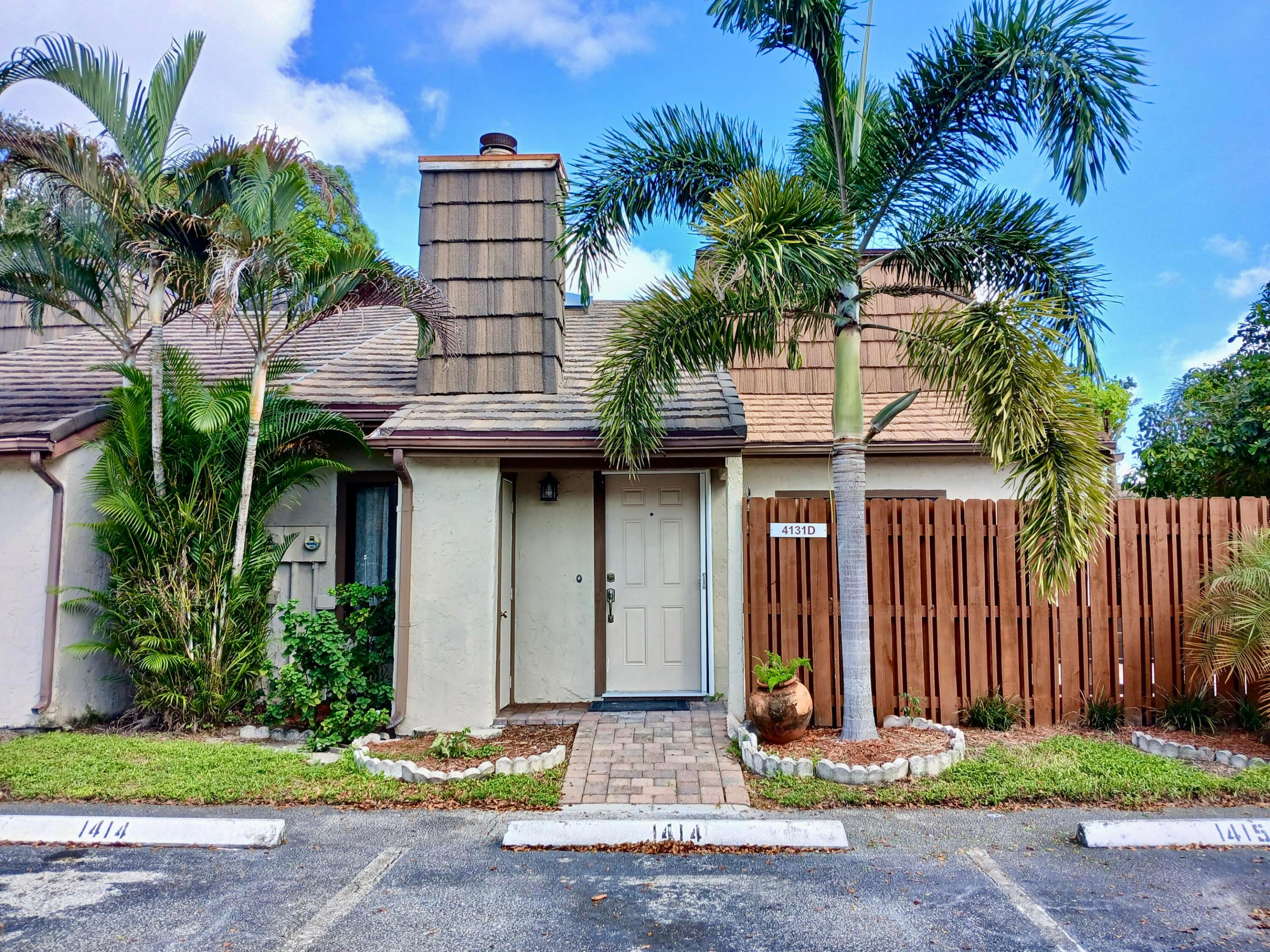 4131 Palm Bay Circle D — photo