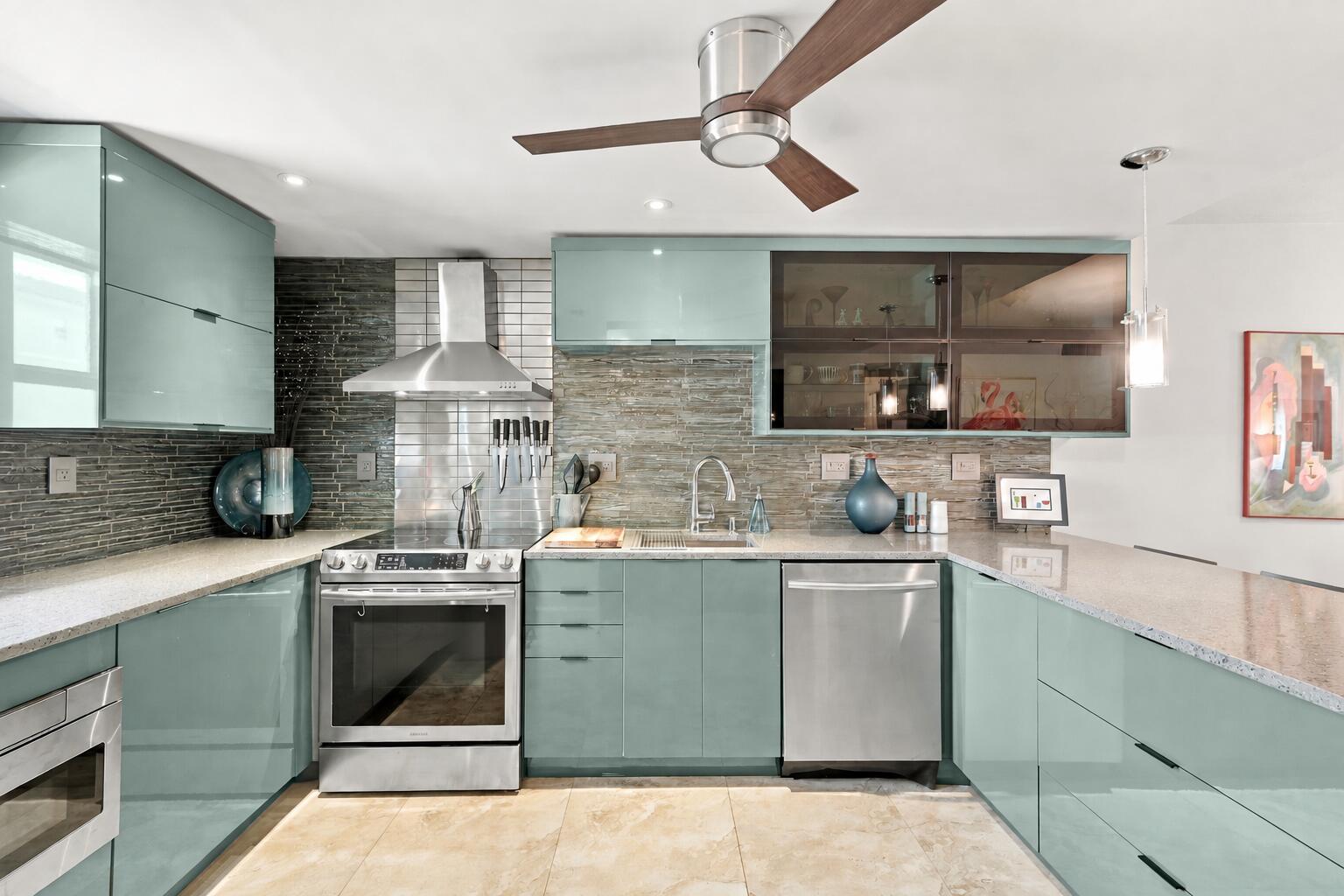 4629 Poinciana Street Unit 306 — photo