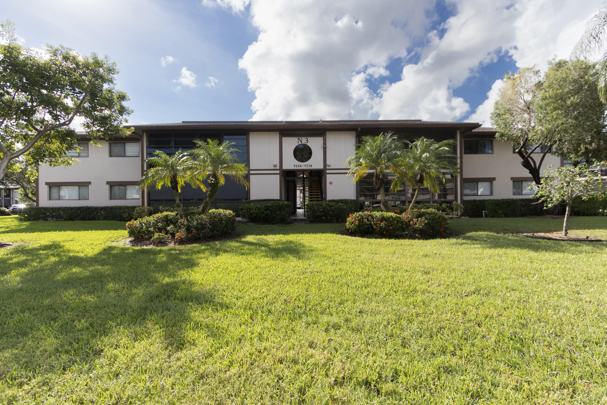 9584 N Belfort Circle Unit 112 — photo