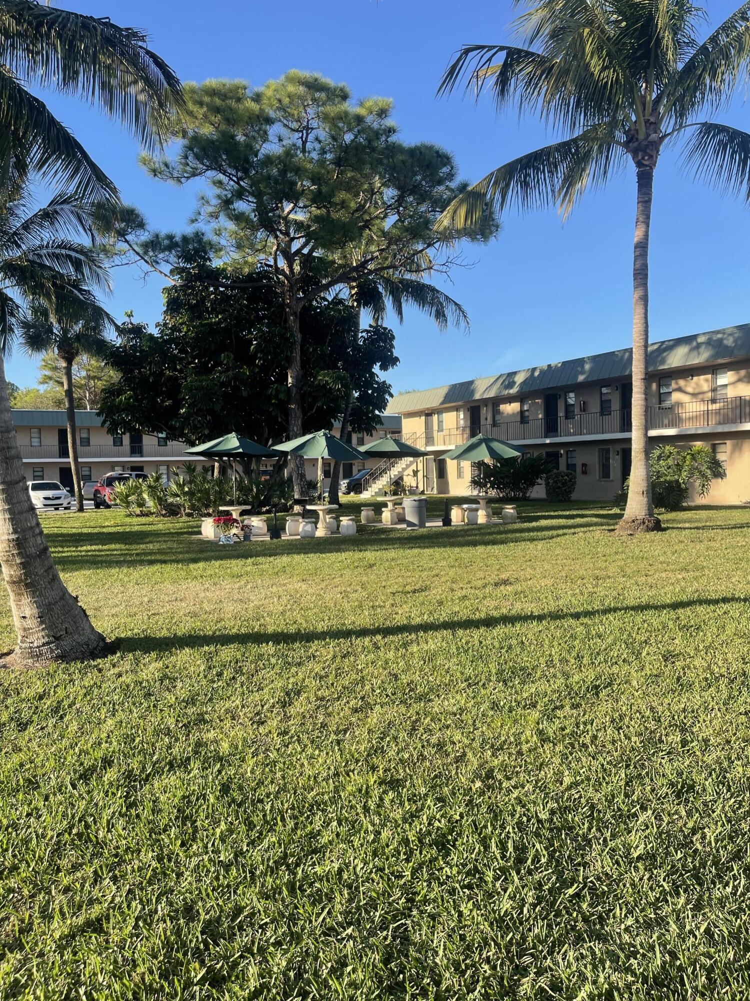 1021 SE Monterey Road Unit 1-31 — photo