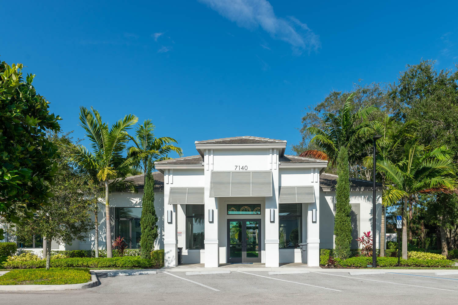 Home in Lake Worth, FL 33463 — photo 2