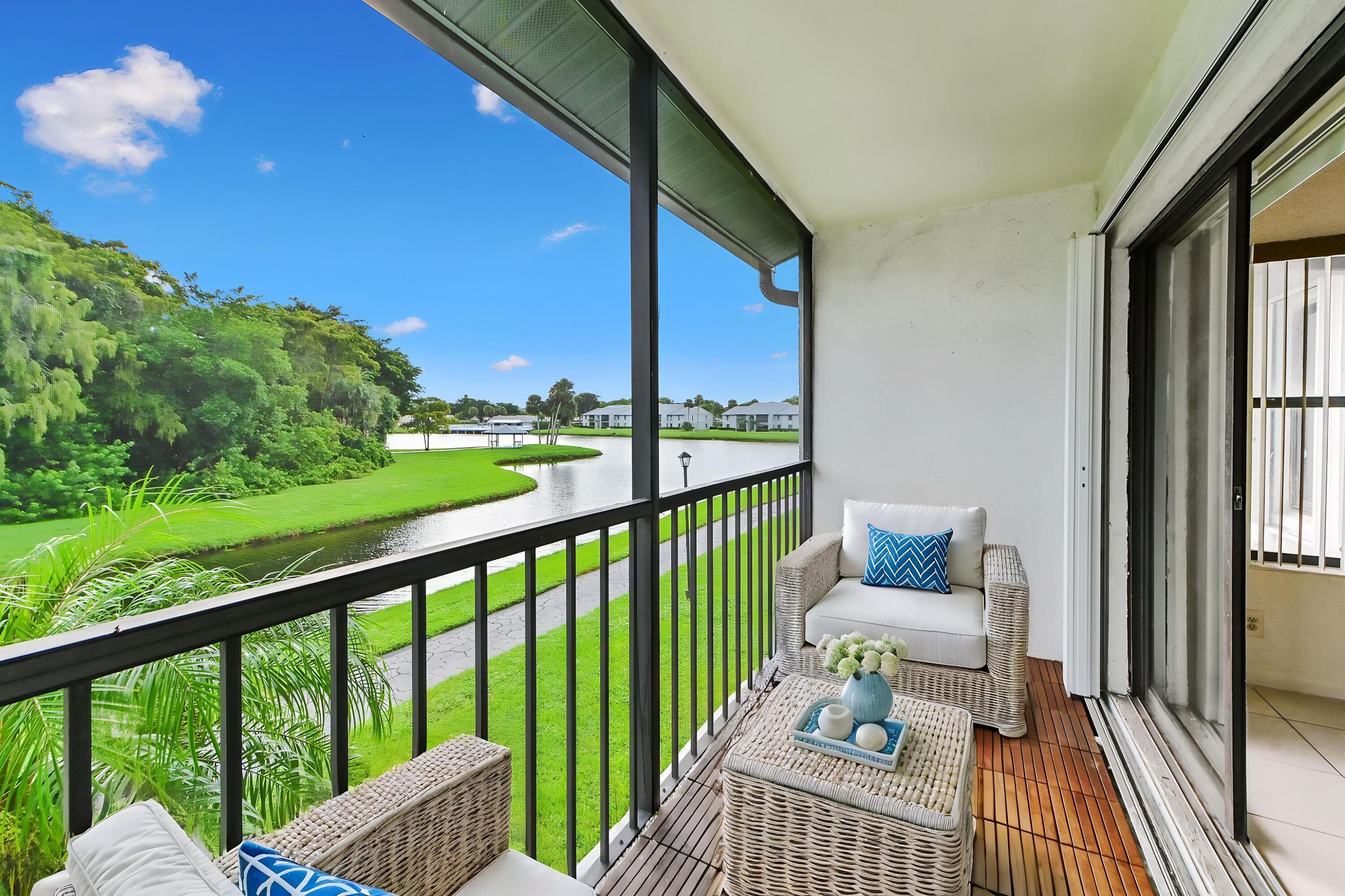 1005 Green Pine Boulevard Unit C2 — photo