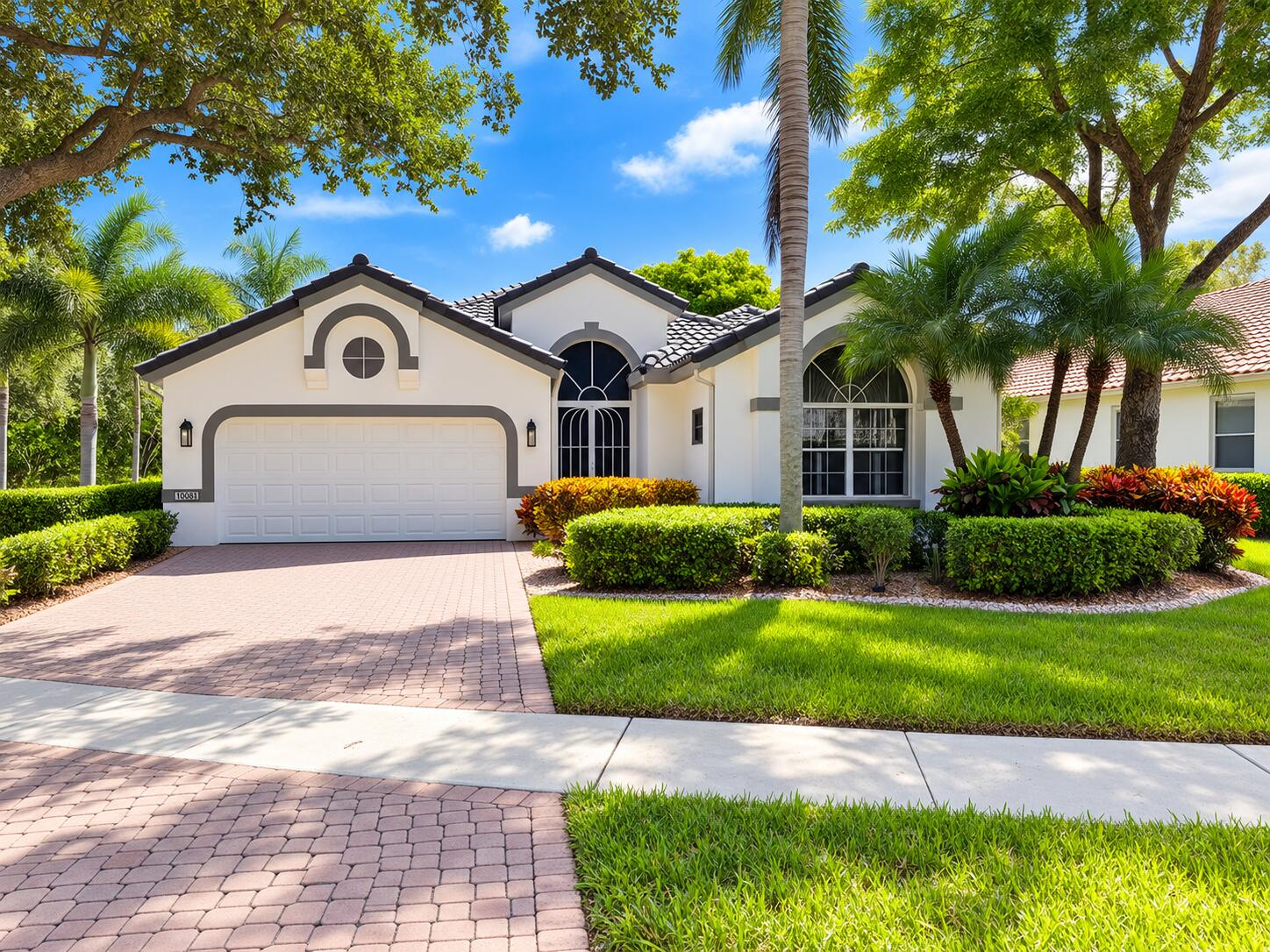 10081 Diamond Lake Drive — photo