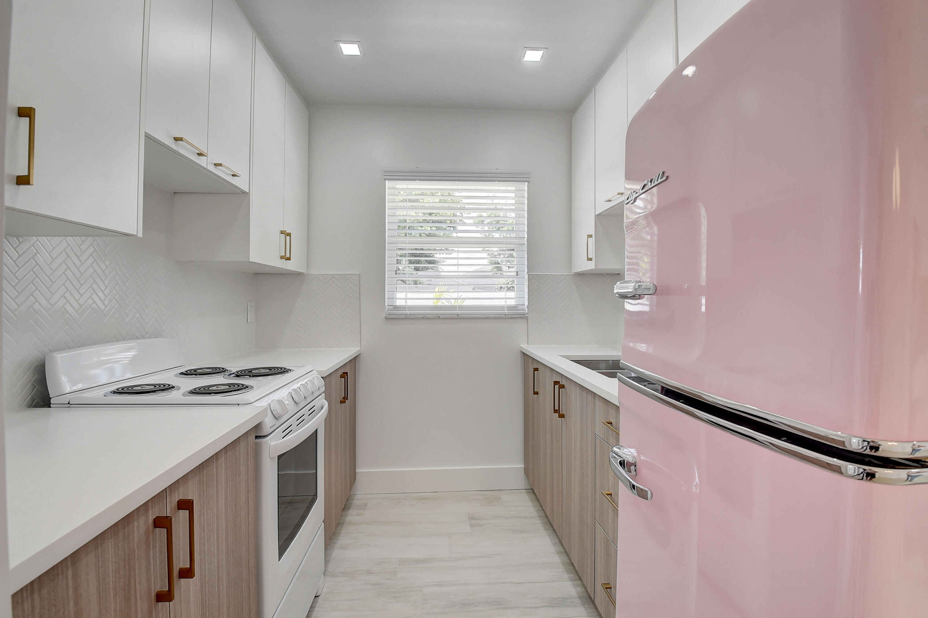 502 N H Street Unit 1 — photo